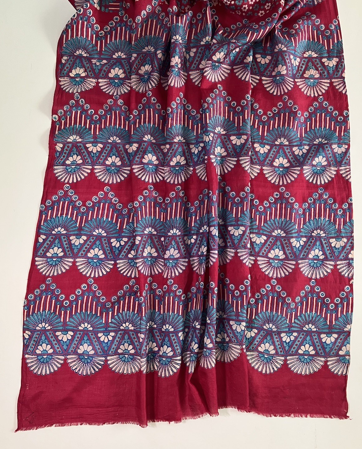 Indian Silk Sari Saree Fabric Burgundy & Teal Blue 6 YDS 10” (226” Long) 43″ W.
