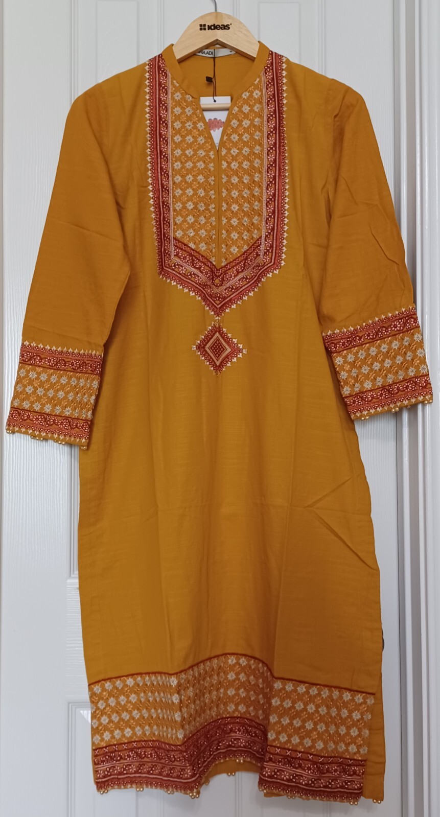 NWT KHAADI Size XL/16, S/10 Embroidered Khaddar Kameez Fall/Winter Pakistani