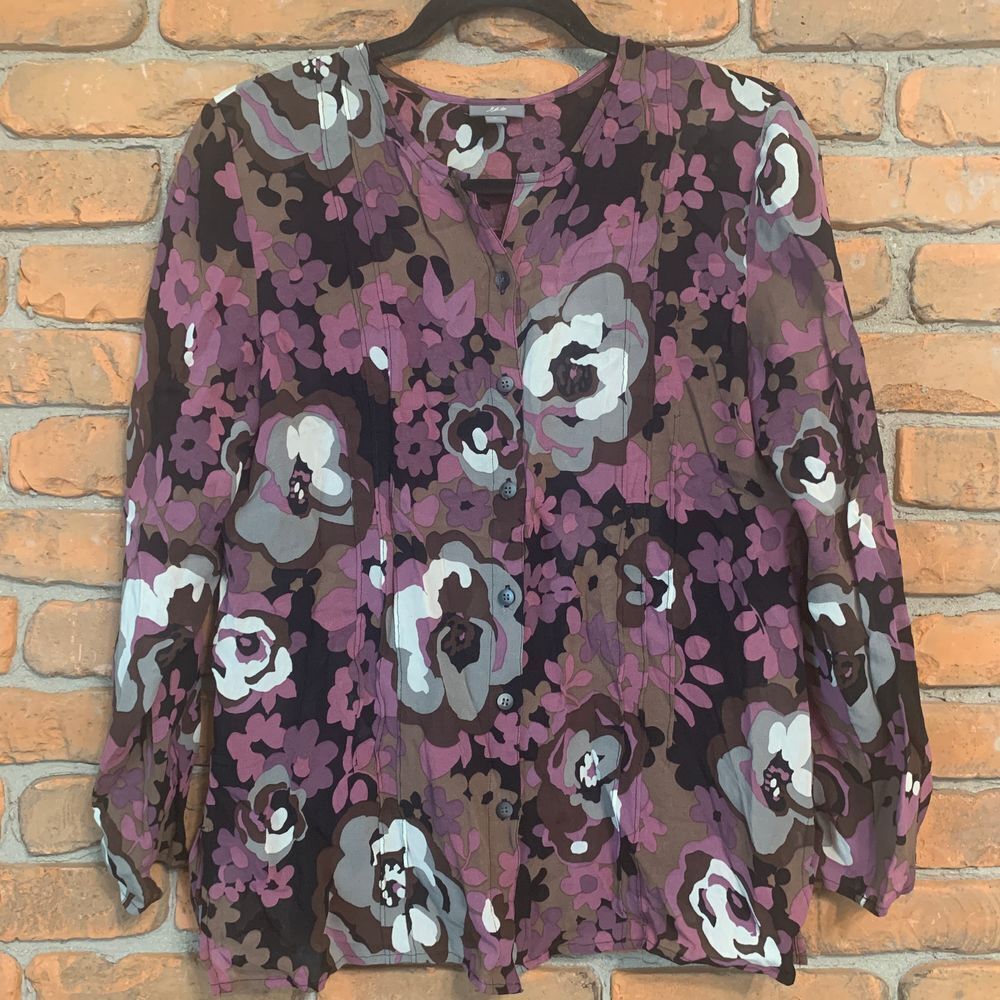 J. Jill Top Women’s Medium Petite Purple Floral Button Down Blouse Long Sleeve