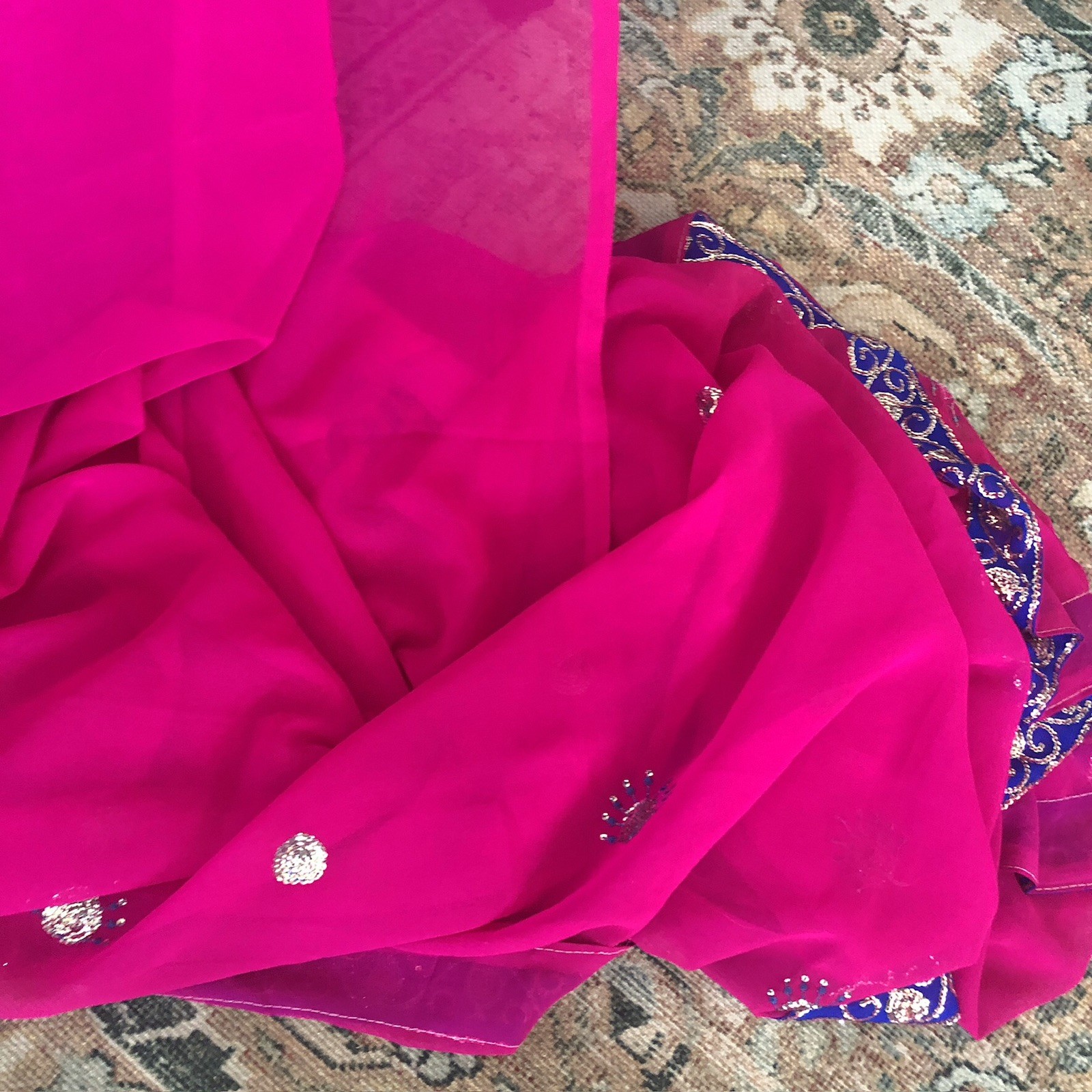 Saree Sari Metallic Sequined Embroidered Floral Scarf Fuchsia Pink Costume 6 Yd