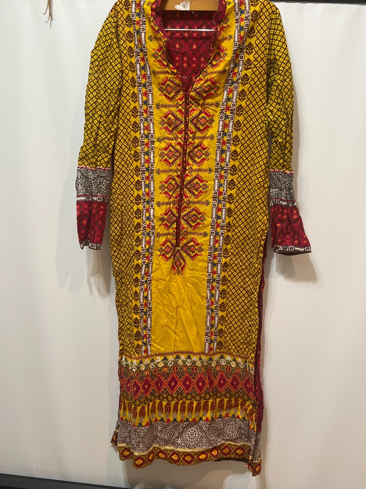 J. Pretwear Medium Pakistani Indian Kurta Dress Yellow Red Printed Ethnic Tunic