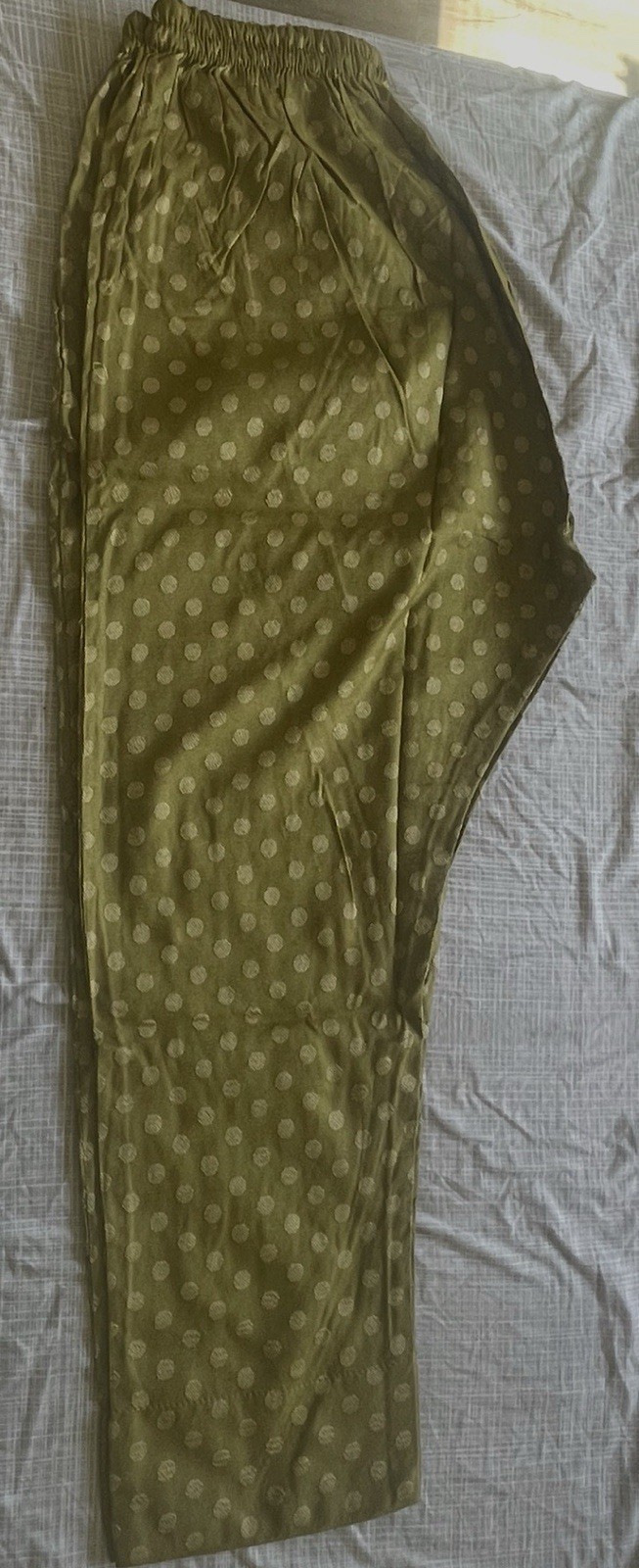 pakistani 3 Piece stitched Suit