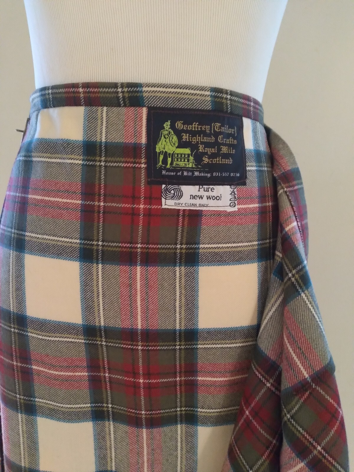 Kilt Royal Stewart New w/Tags Geoffrey Tailor Highland Crafts