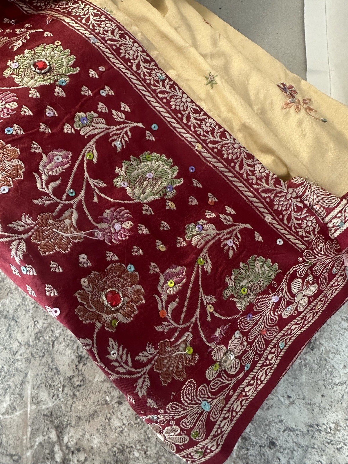 Ishwarya Silks Pure Silk Saree