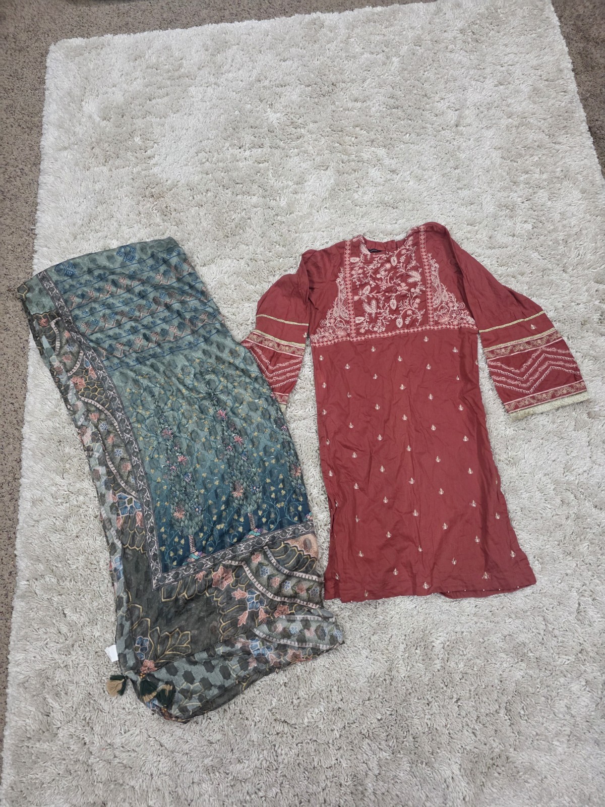 SAPPHIRE Pakistanj Embroidered Kurta Shirt & Broche Jacquard Dupatta Set Size S