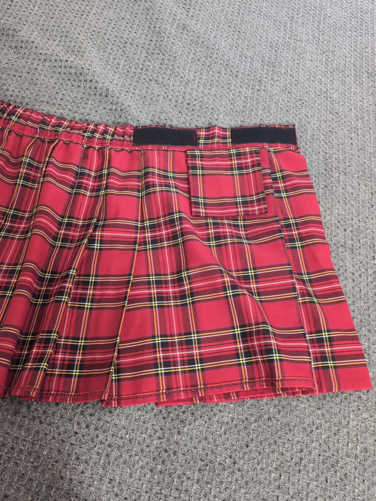 Sport Kilt Made in USA YOUTH S Red Plaid Pleated Inside Pocket Adjustable Waist