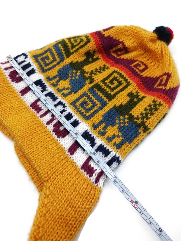 Handmade Chullo for kids – Peruvian Warmer hat for Winter knitting in Woll