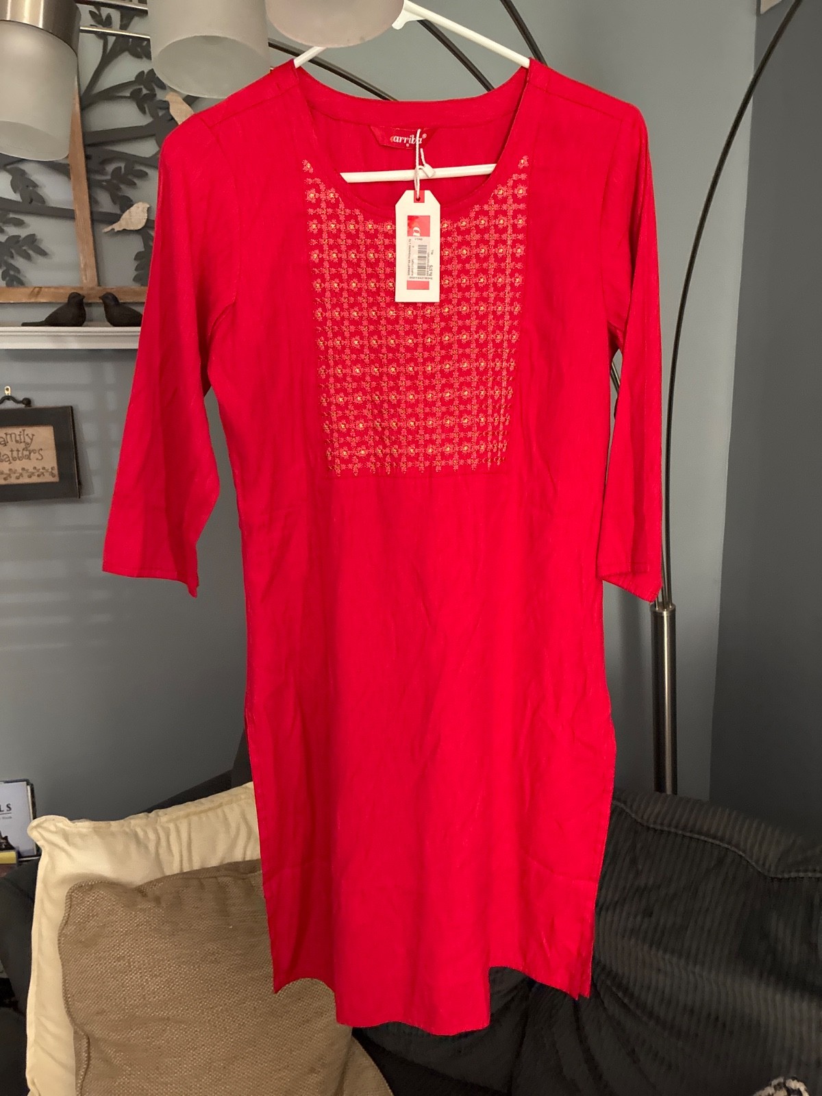 New w/tags Premium Cotton Short Kurti Red Embroidered; Size Small; Side slits