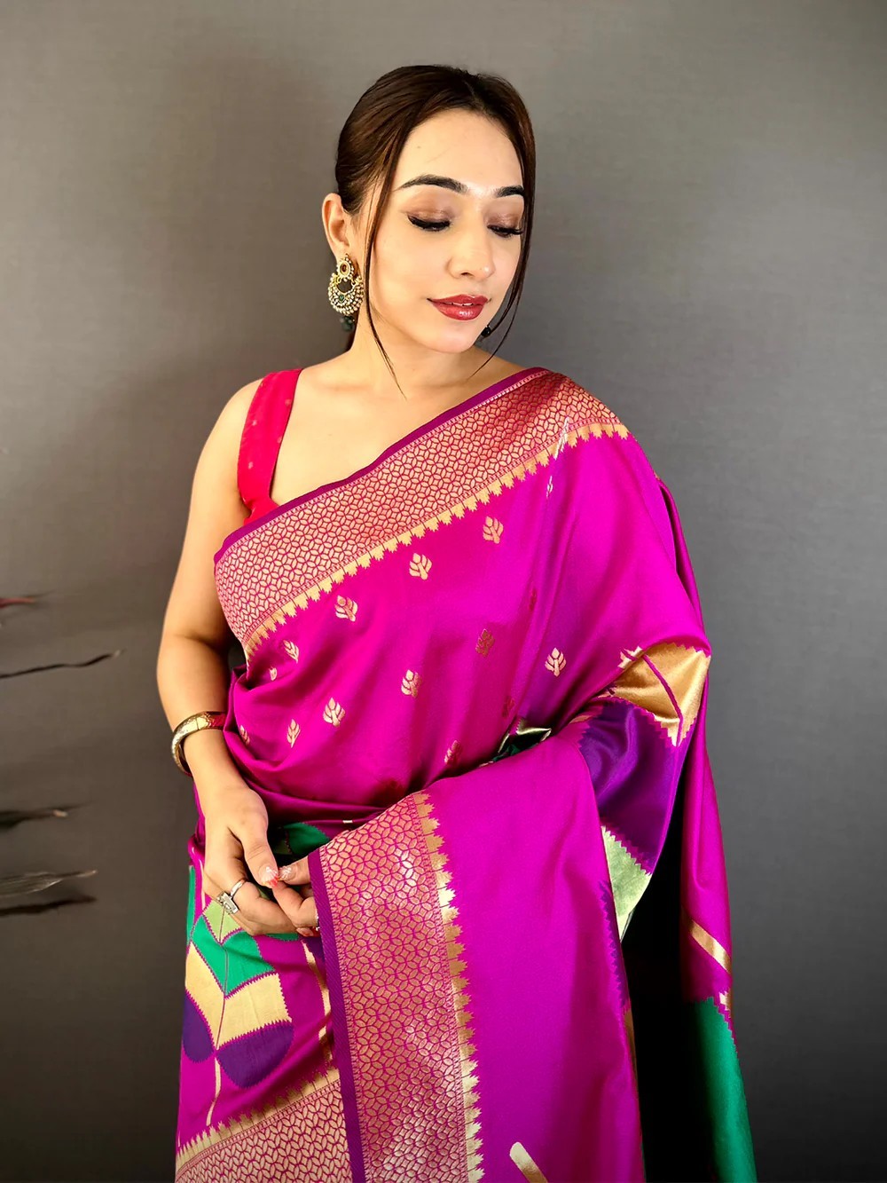 Pink Women Saree Banarasi Katan Silk Meenakari Gold Zari Work With Blouse