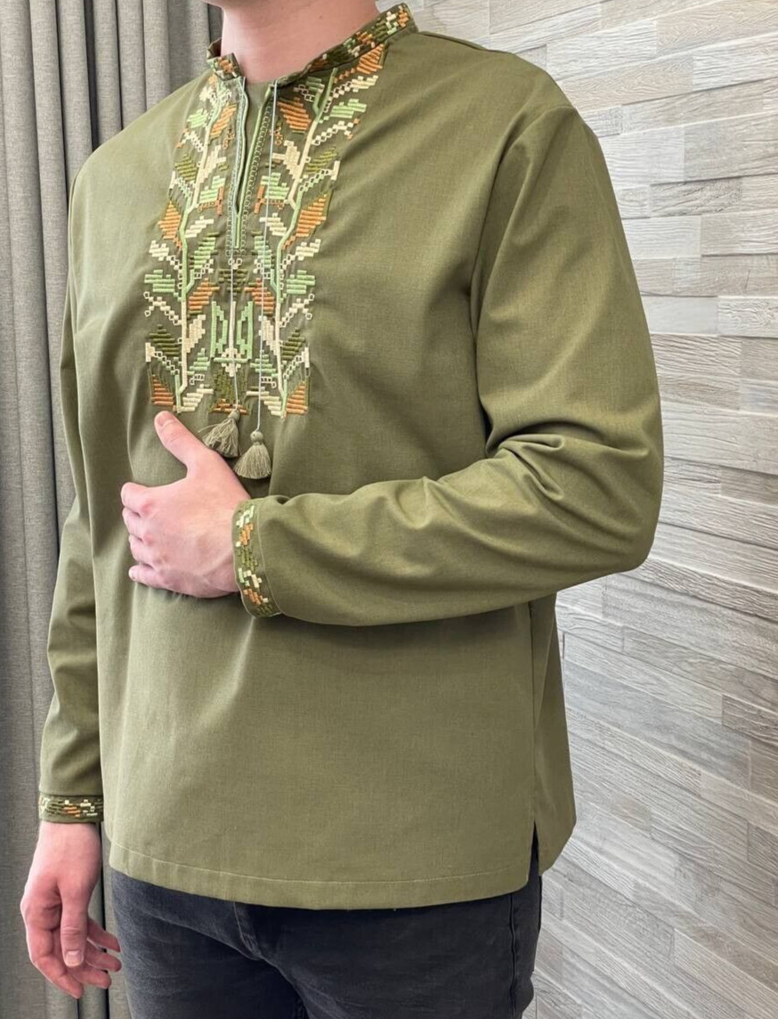 Ukrainian Embroidered Tradition shirt for men’s Sorochka Vyshyvanka . Size XXL