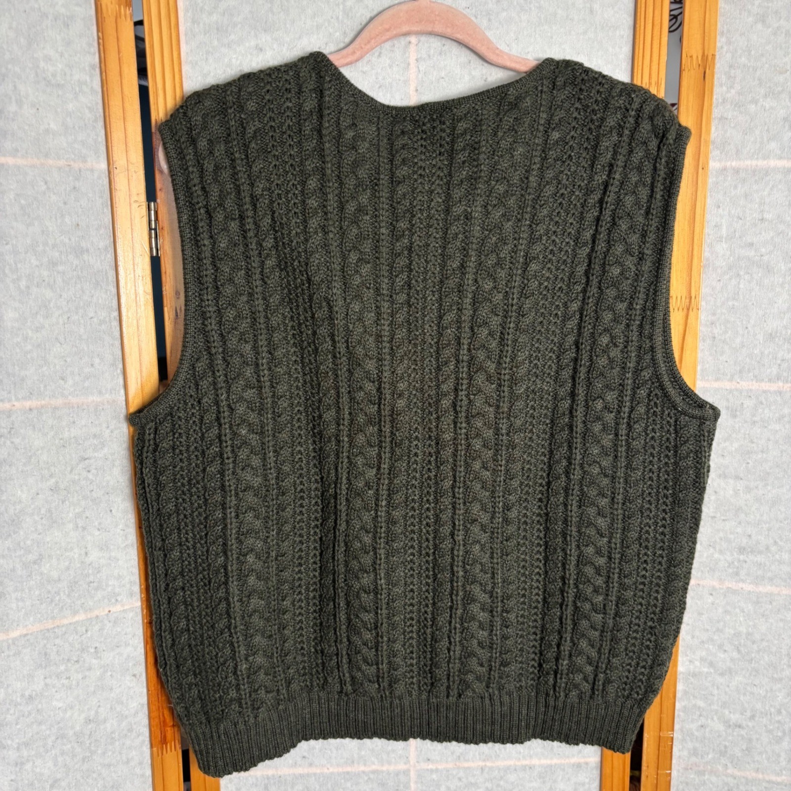 Manfred Wesenjak Pure New Wool Cable Knit Vest Dark Green Womens Med/Lrg VTG