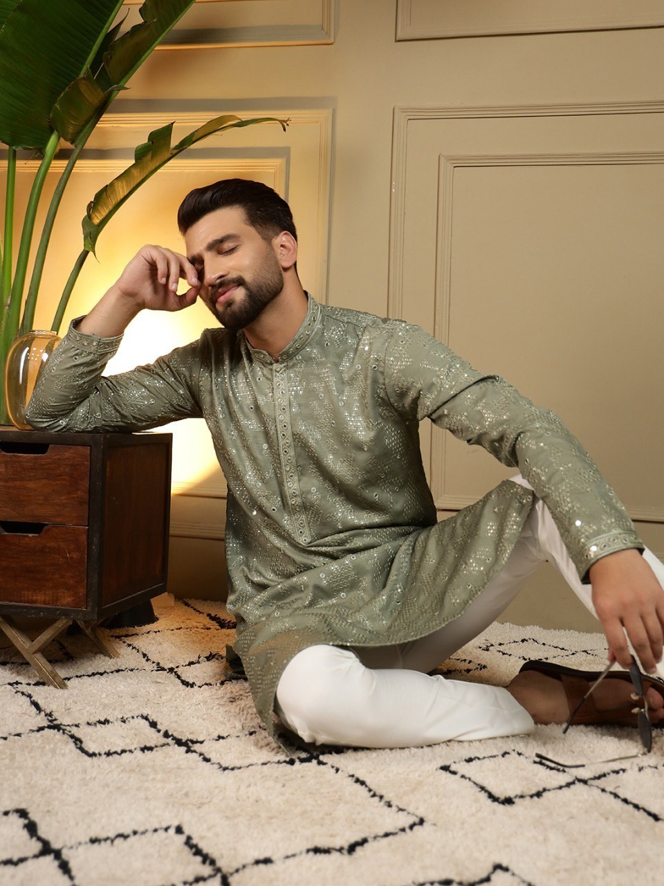 Men’s Royal Linen Kurta Pajama Set Elegant Ethnic Wear for Festive & Wedding