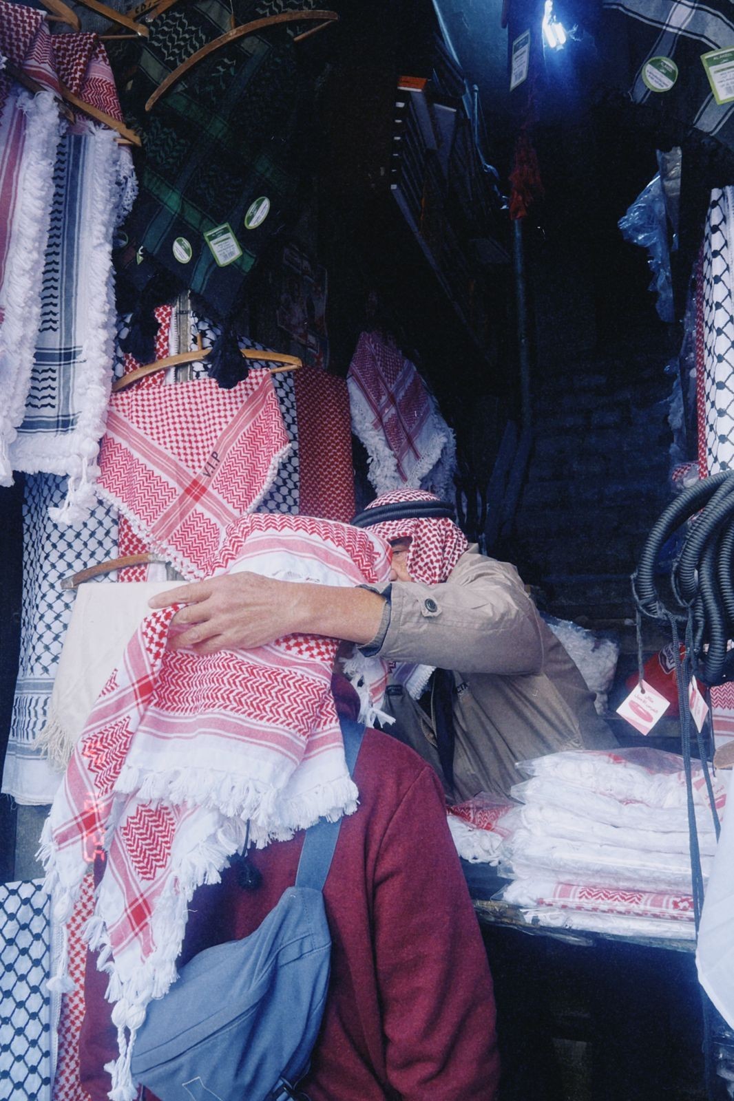 palestine Keffiyeh & Jordanian Shemagh Scarf Fringed Arabic Red شماغ و كوفية