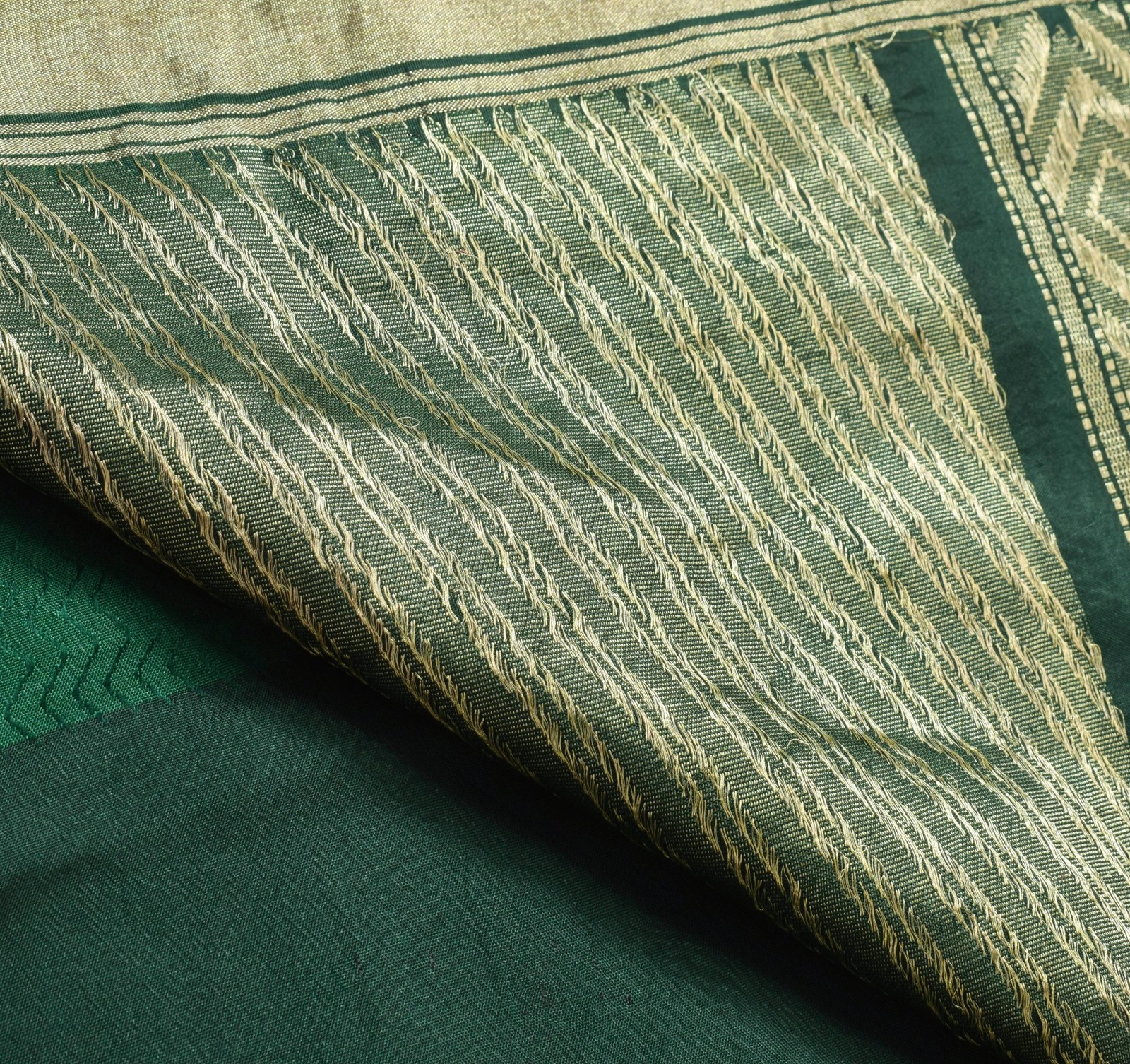 Sushila Vintage Dark Green 100% Pure Silk Saree Woven Floral Soft Sari Fabric