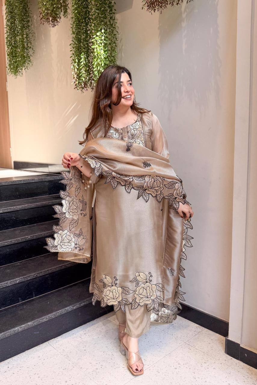 Pakistani Indian Salwar Kameez Stitched Bollywood Designer Party Wear Medium