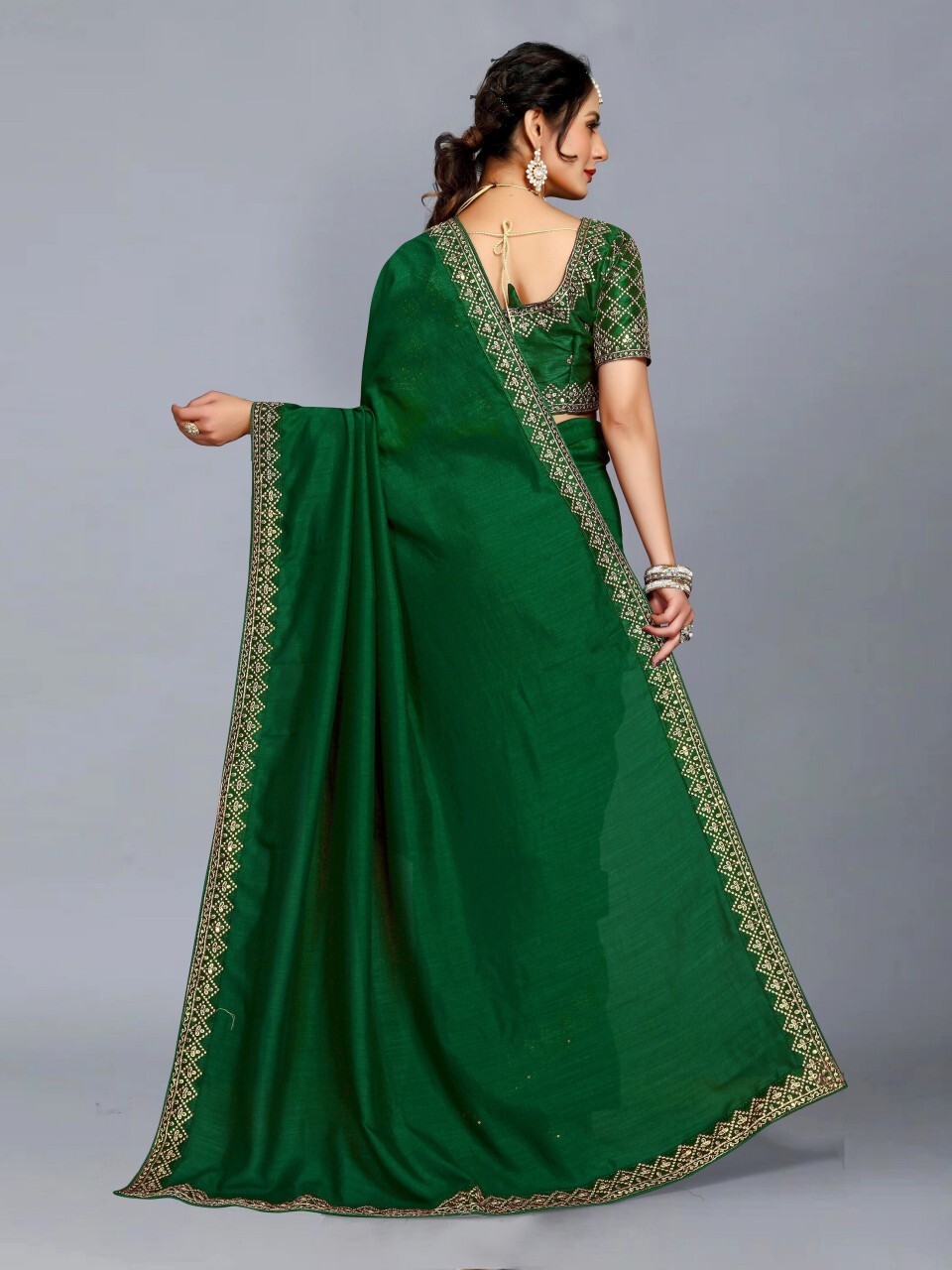 Embroidered Banarasi Pure Silk, Art Silk Saree (green)