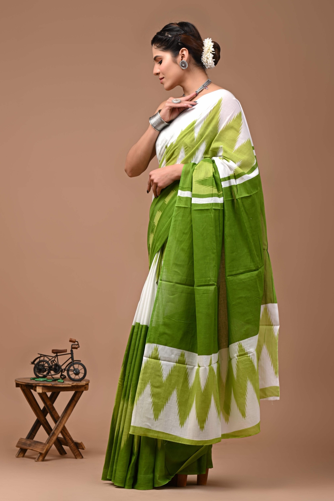 Indian Printed Green Pure Cotton Mulmul Saree With Blouse, 5.50 Meter Sari