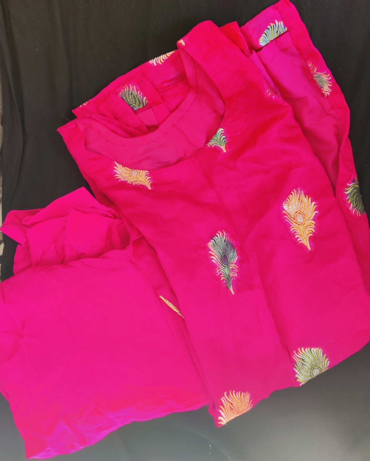 Pink Kurta/Kurti for Women with Peacock Feather Embroidery and Elegant Design