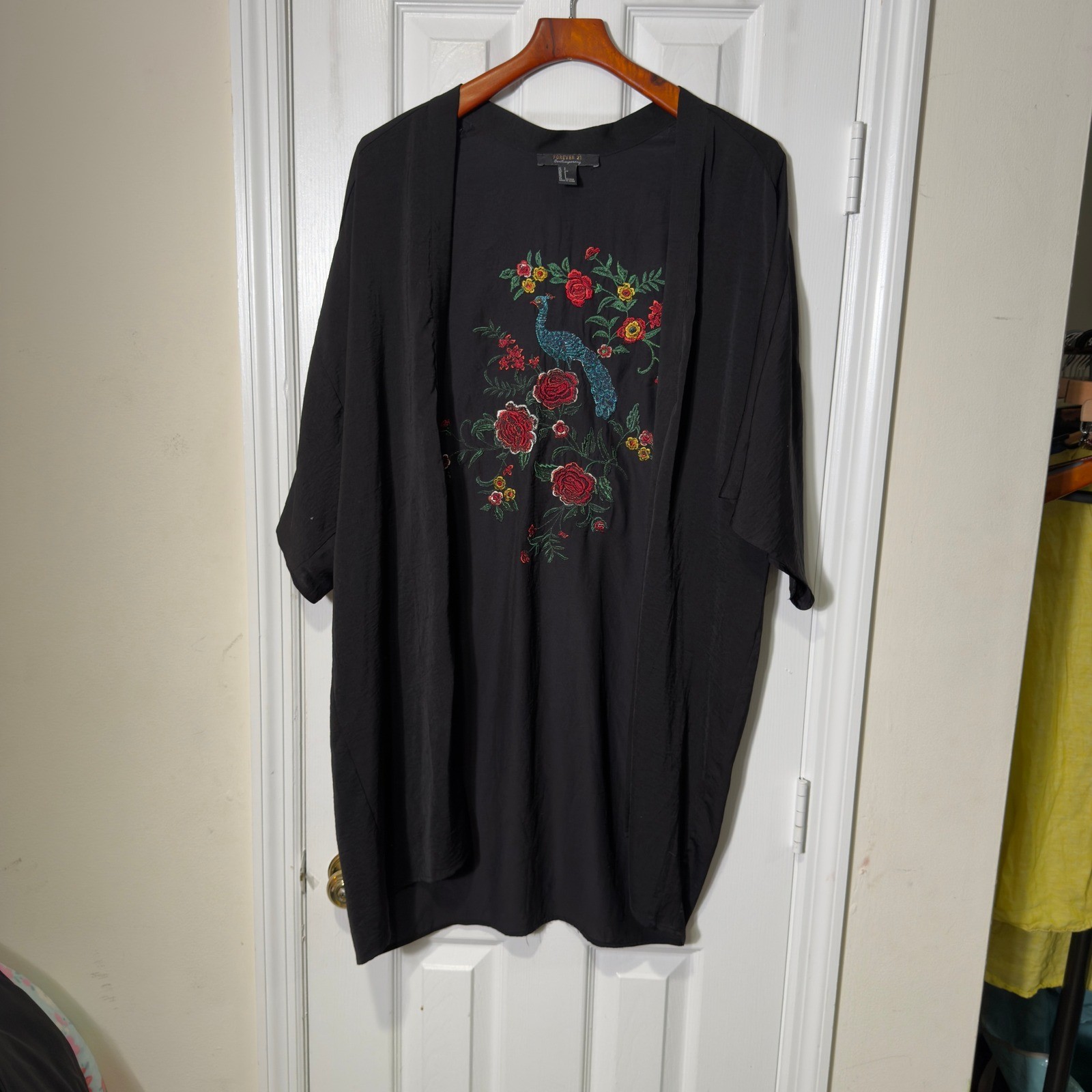 Forever 21 Embroidered Peacock Kimono Duster Black Floral Cover Up Size S