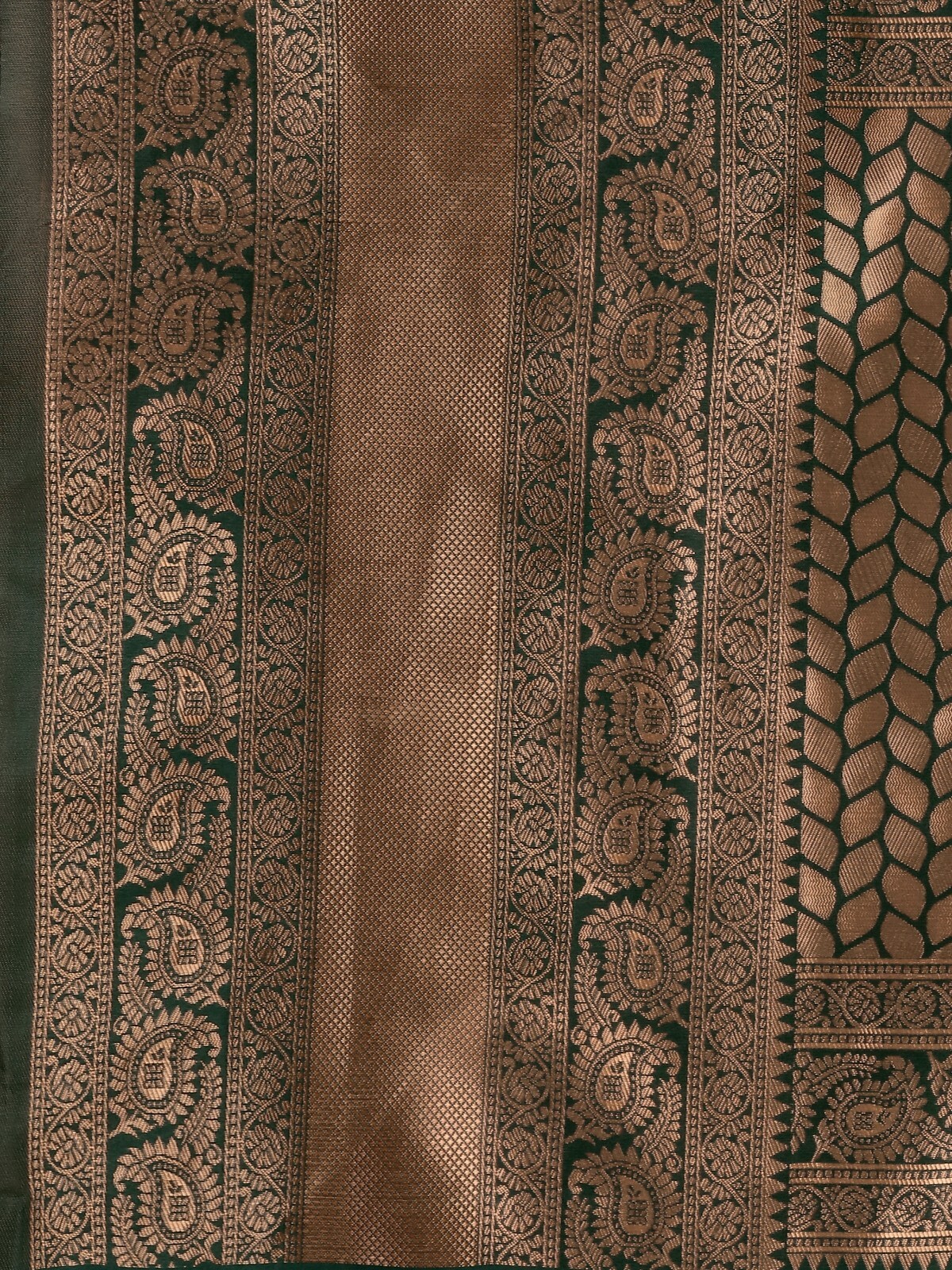 Areca Designer Copper Flower Pan Silk saree blouses women Saree Cut – 5.5 Meter