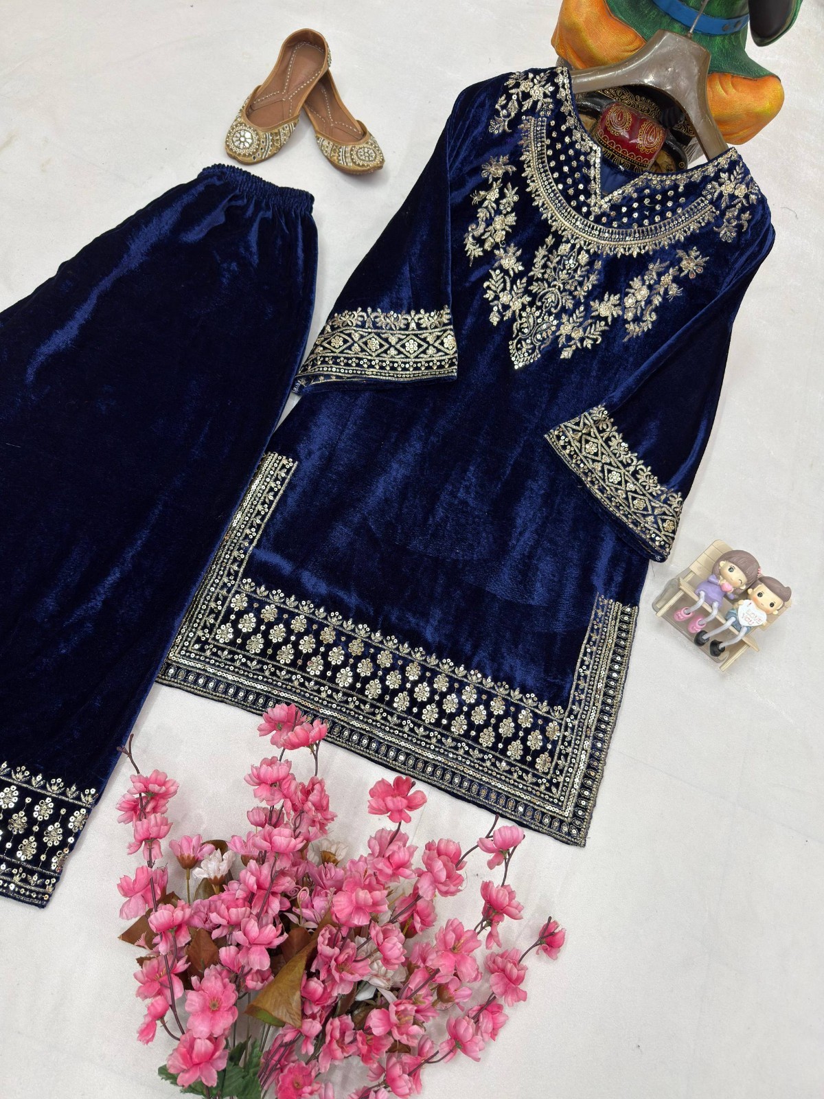 Velvet Suits Pakistani Salwar Kameez Ready To Wear Dress Party Bollywood Wedding