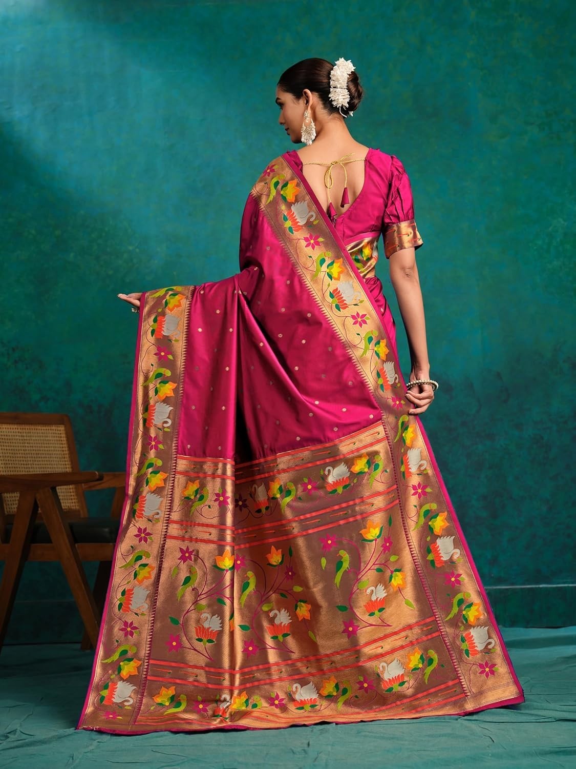 Women’s Pure Silk Paithani Woven Saree With Blouse Piece