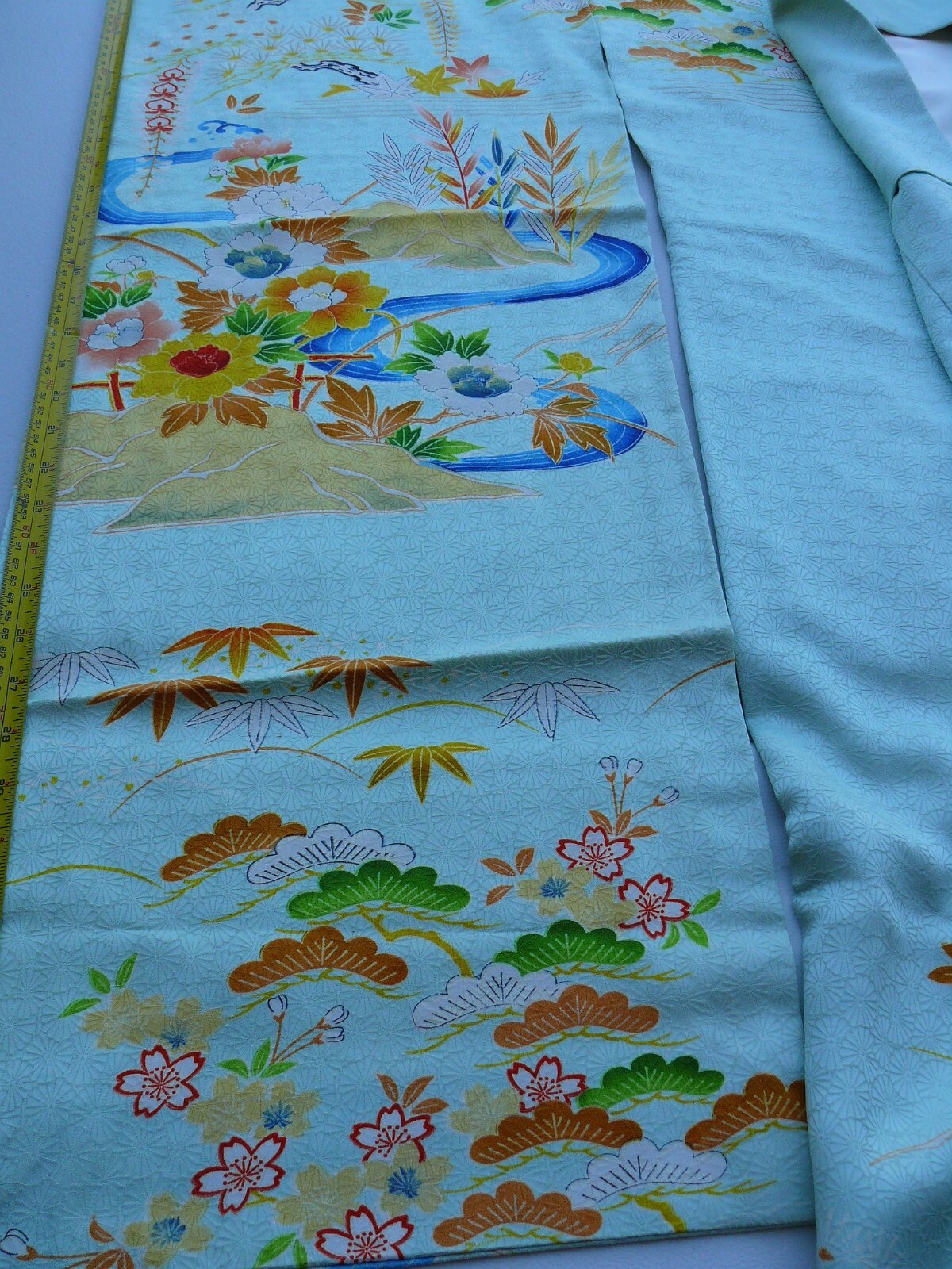 100% SILK WEDDING FURISODE:PALE MINT EMBROIDERY Chrysanthemum/Tree Peony@G38a