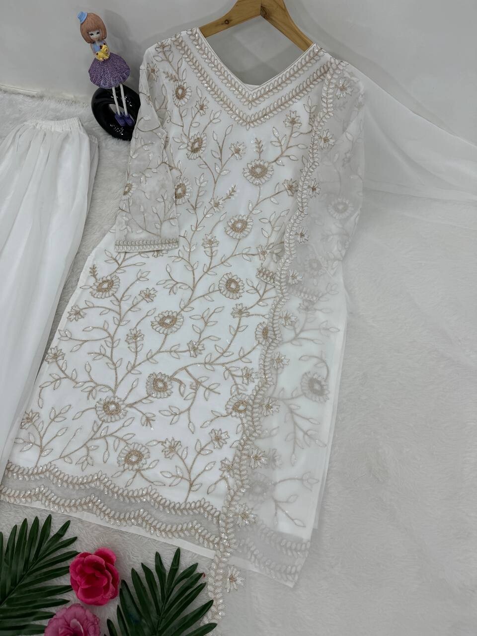 WHITE HEAVY FAUX GEORGETT FANCY KURTA PALAZZO WITH DUPATTA FOR WEDDING