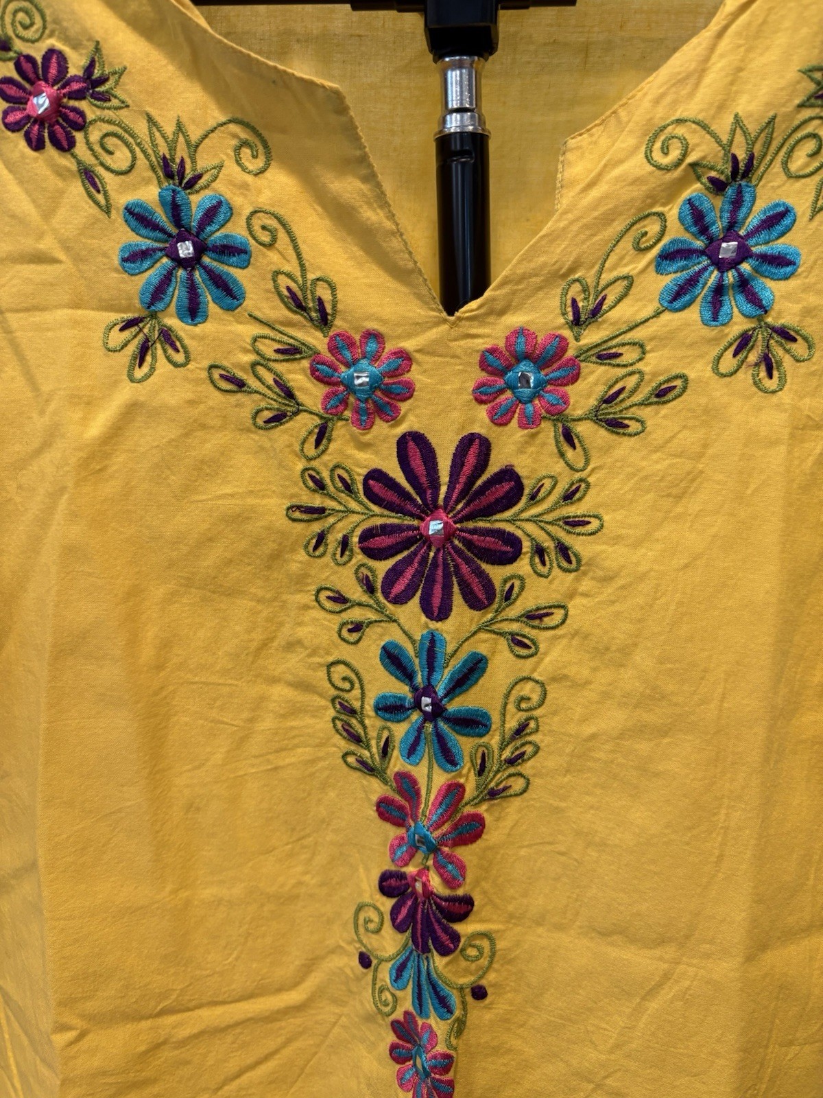 Galeria Hindu Women’s Yellow Embroidered Woven Cotton Kurta/Kurti Size M