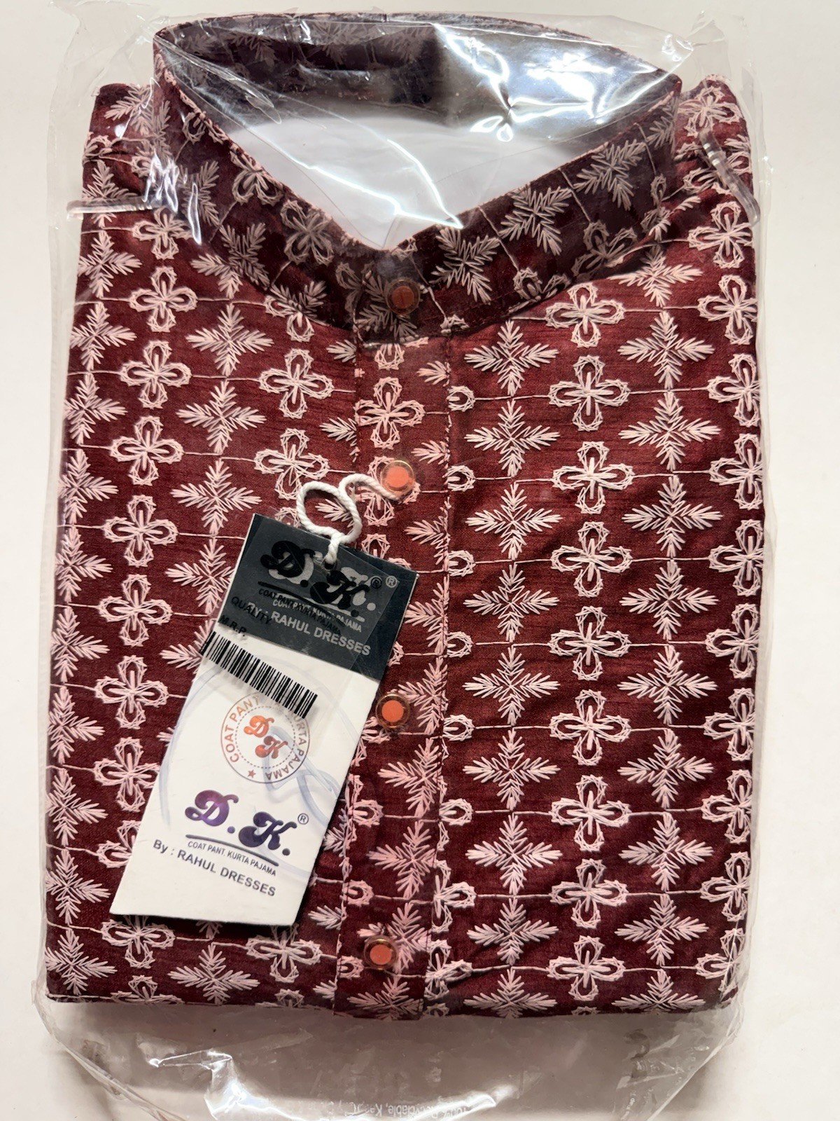 NWT Men’s Kurta PAJAMA SET SZ 40 M/L Art silk MAROON WHITE EMBROIDERY India-USA