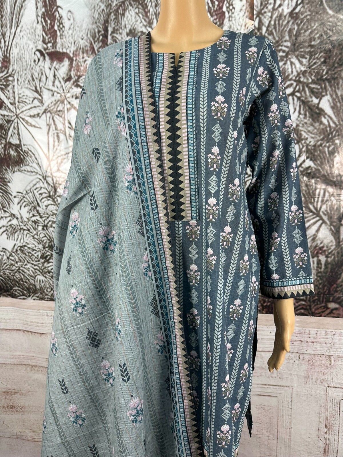 MTF THE WINTRY CITY DIGITAL IDENTIC PRINTED KHADDAR 3 PIECE READY TO WEAR