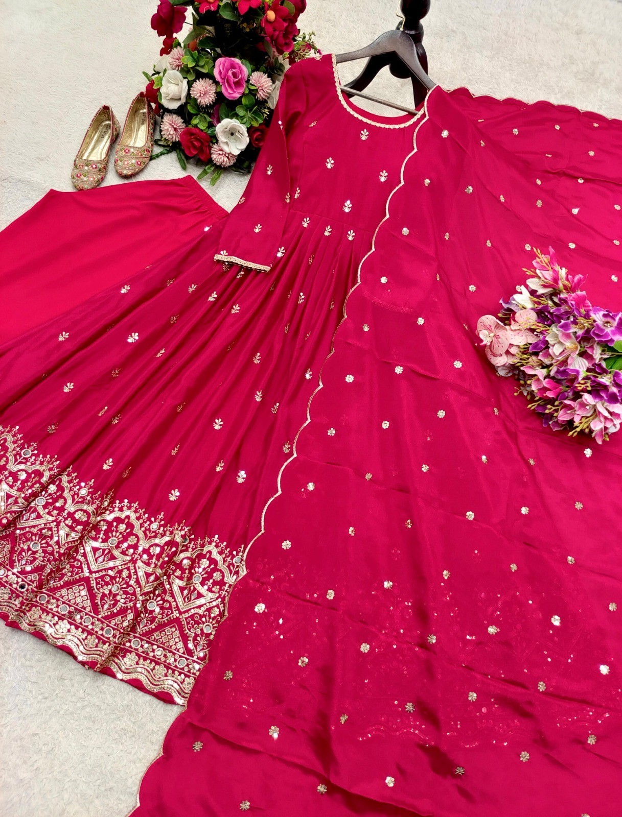 Launching New Design Trending Cinon Silk*Gwon&Pent&dupatta