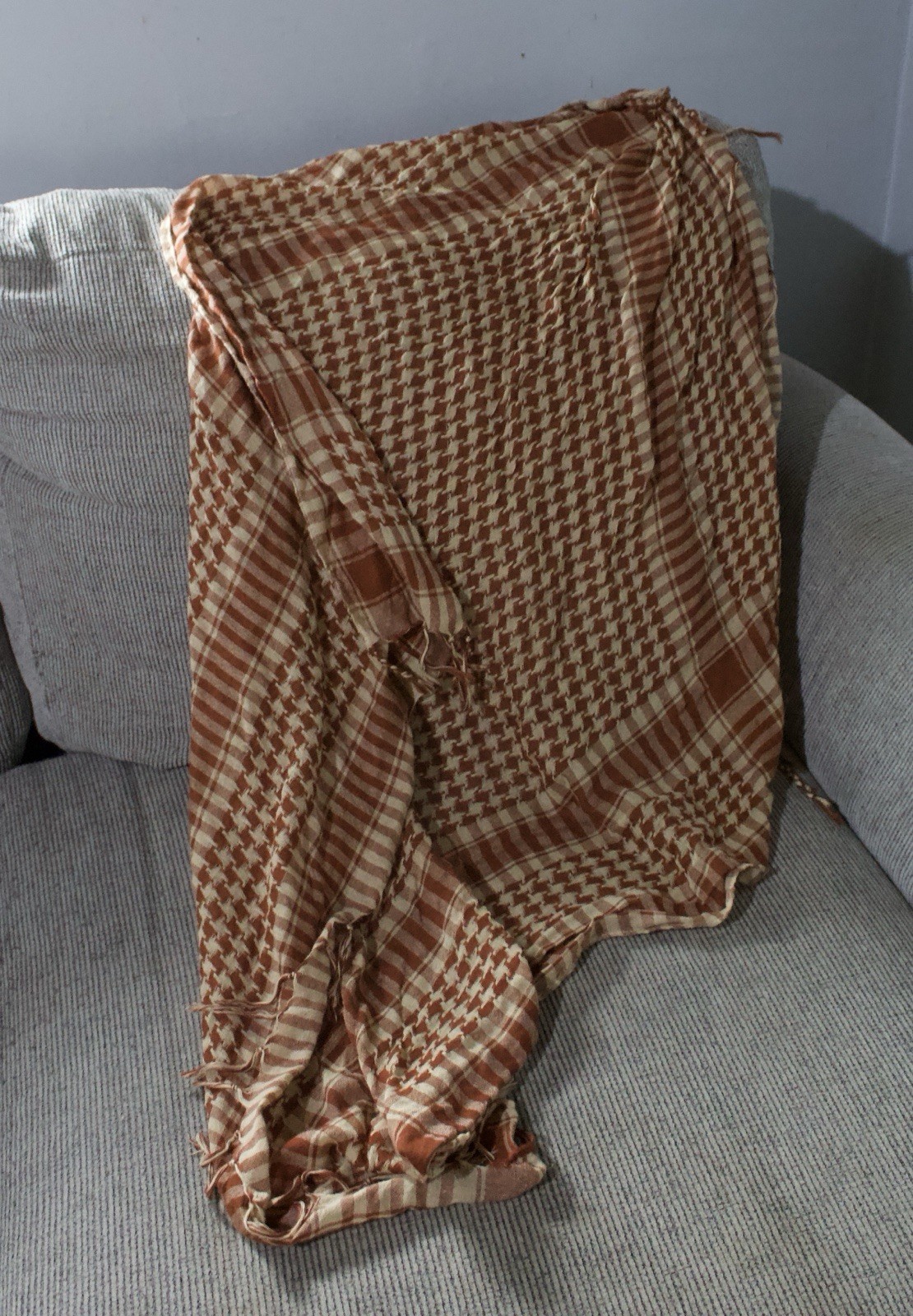Palestinian Keffiyeh Style Scarf Brown Tan Tassel Wrap Used