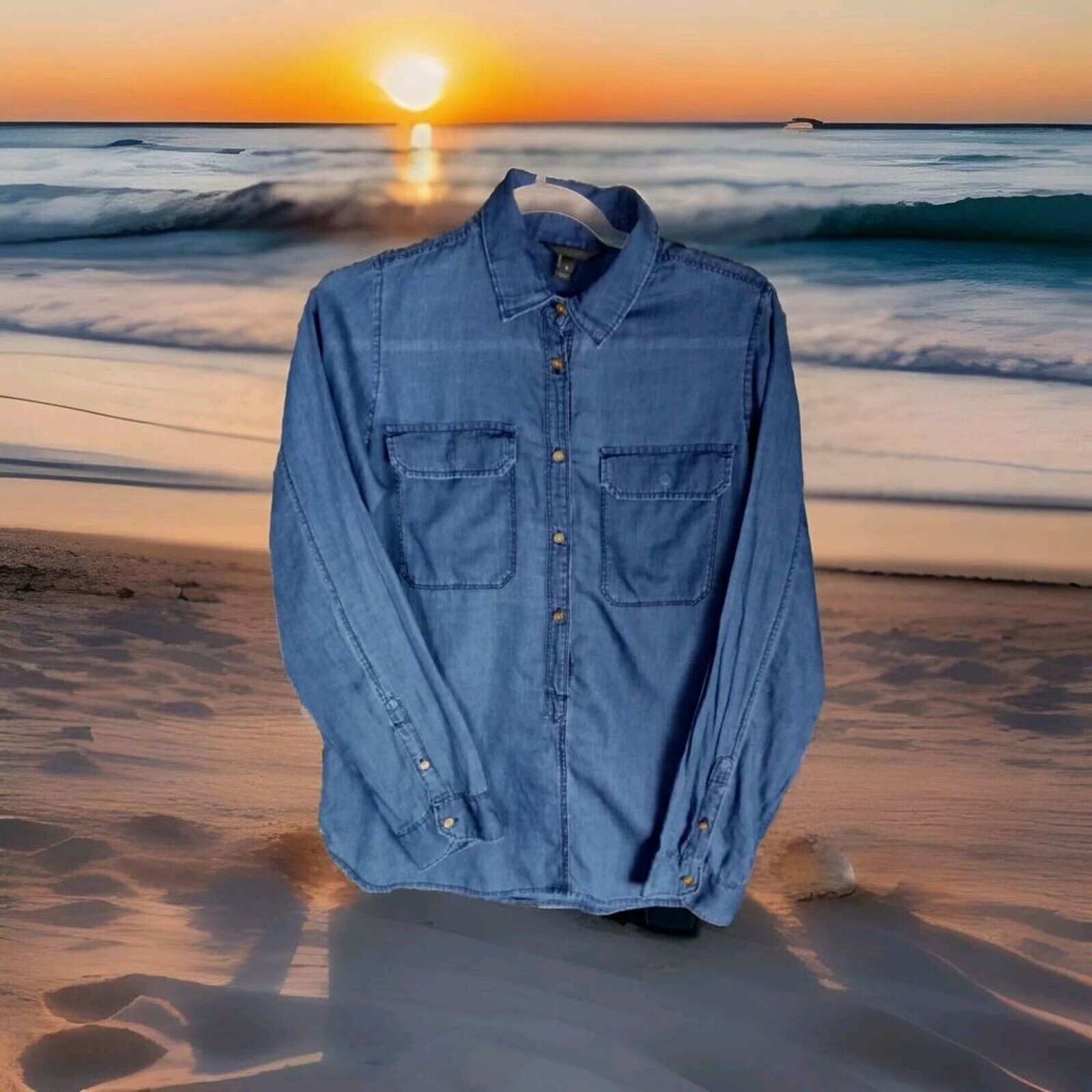 J. Crew Women’s Half Button Shirt Size 8 Long Sleeve Blue Pockets Lightweight