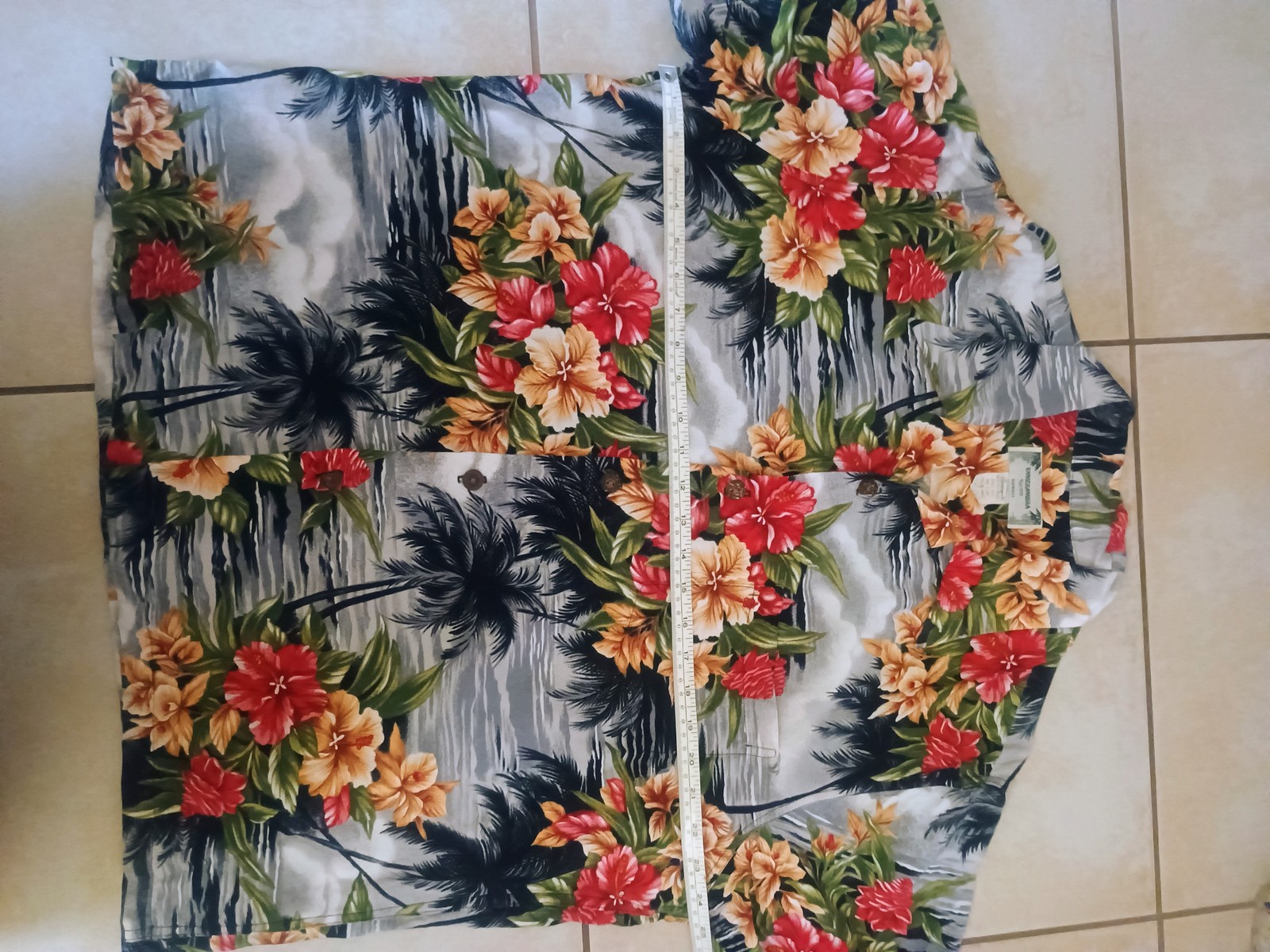 Kamehameha Hawaii Aloha Shirt Men’s XL Red Yellow Floral Palm Tree Rayon Vintage