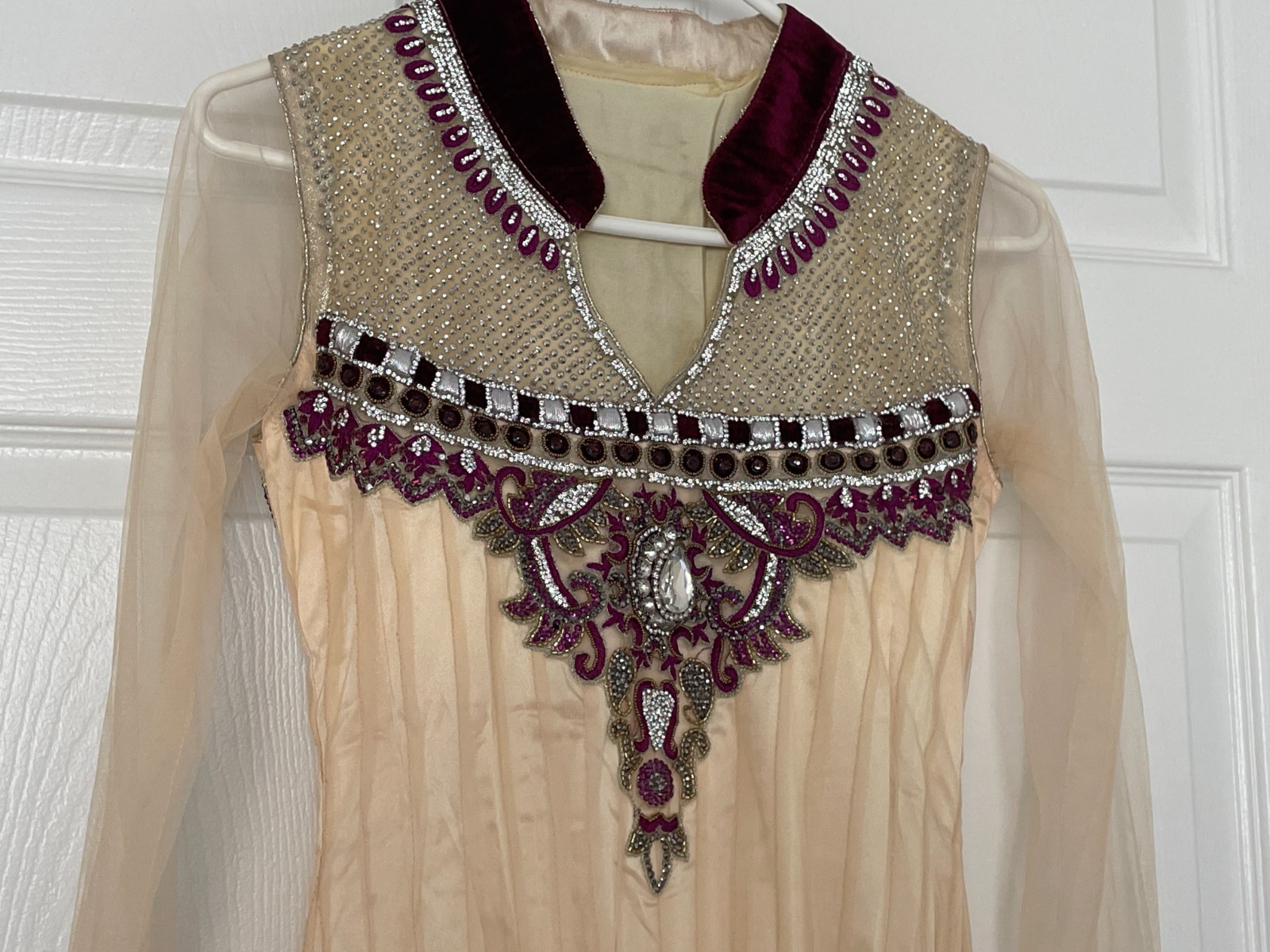 Gorgeous India Anarkali Suit Dress Cream Purple Velvet Net Stone work XS – L