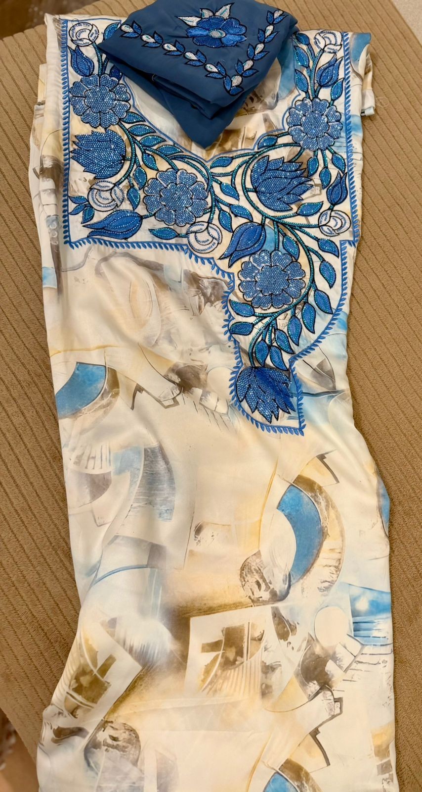 Traditional Emirati Makhwar Dress Fabric – Blue Embroidered Design