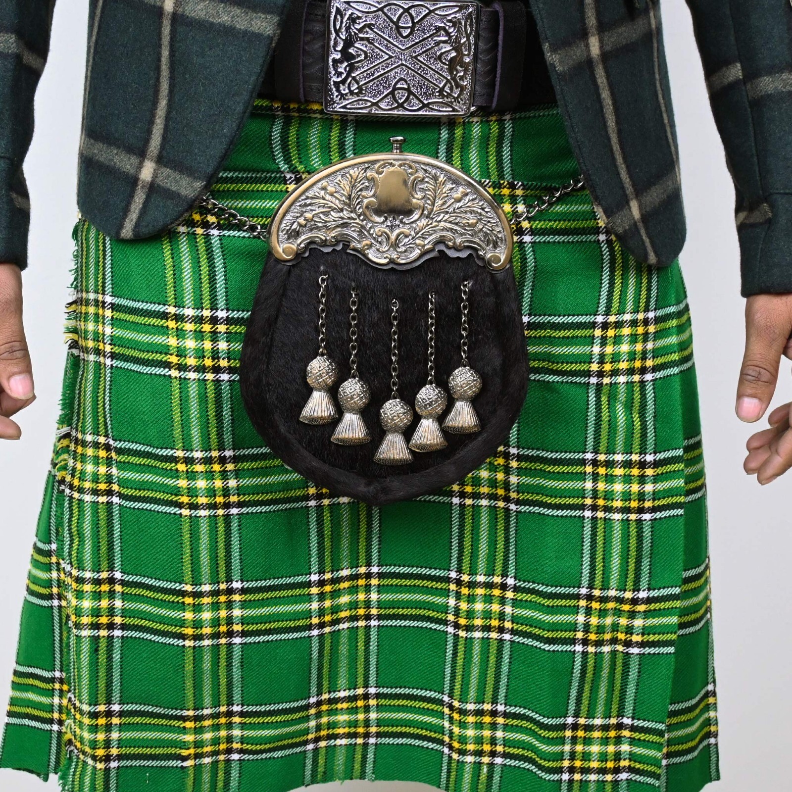 Men Scottish Kilt Sporran Rabbit Fur Antique Chrome 5 Tassels Black Kilt Sporran