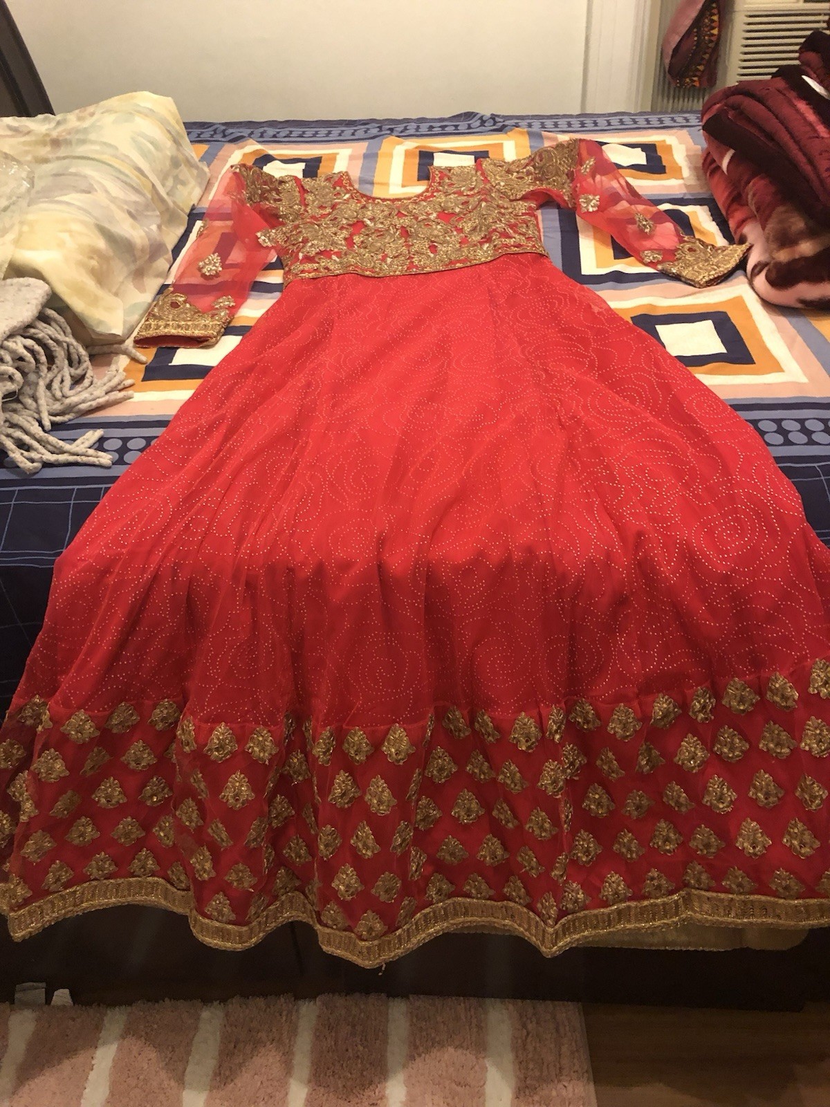 Very Beautiful Pink Anarkali Suit Juniors Size 34 Long Sleeve Lashkaraa