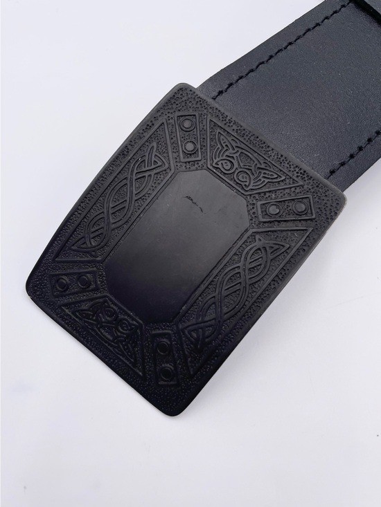 Traditional Scottish Highlander Kilt Belt Black Leather Celtic Design Size XL