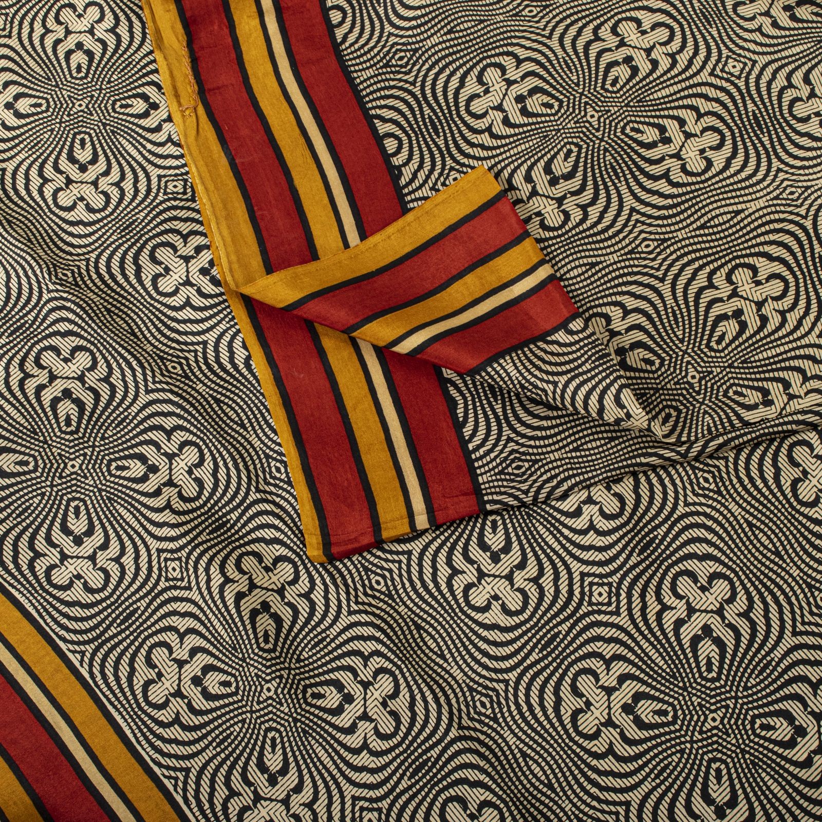 Sanskriti Vintage Saree Cream Soft Pure Silk Abstract Printed Sari 5.5+Yd Fabric