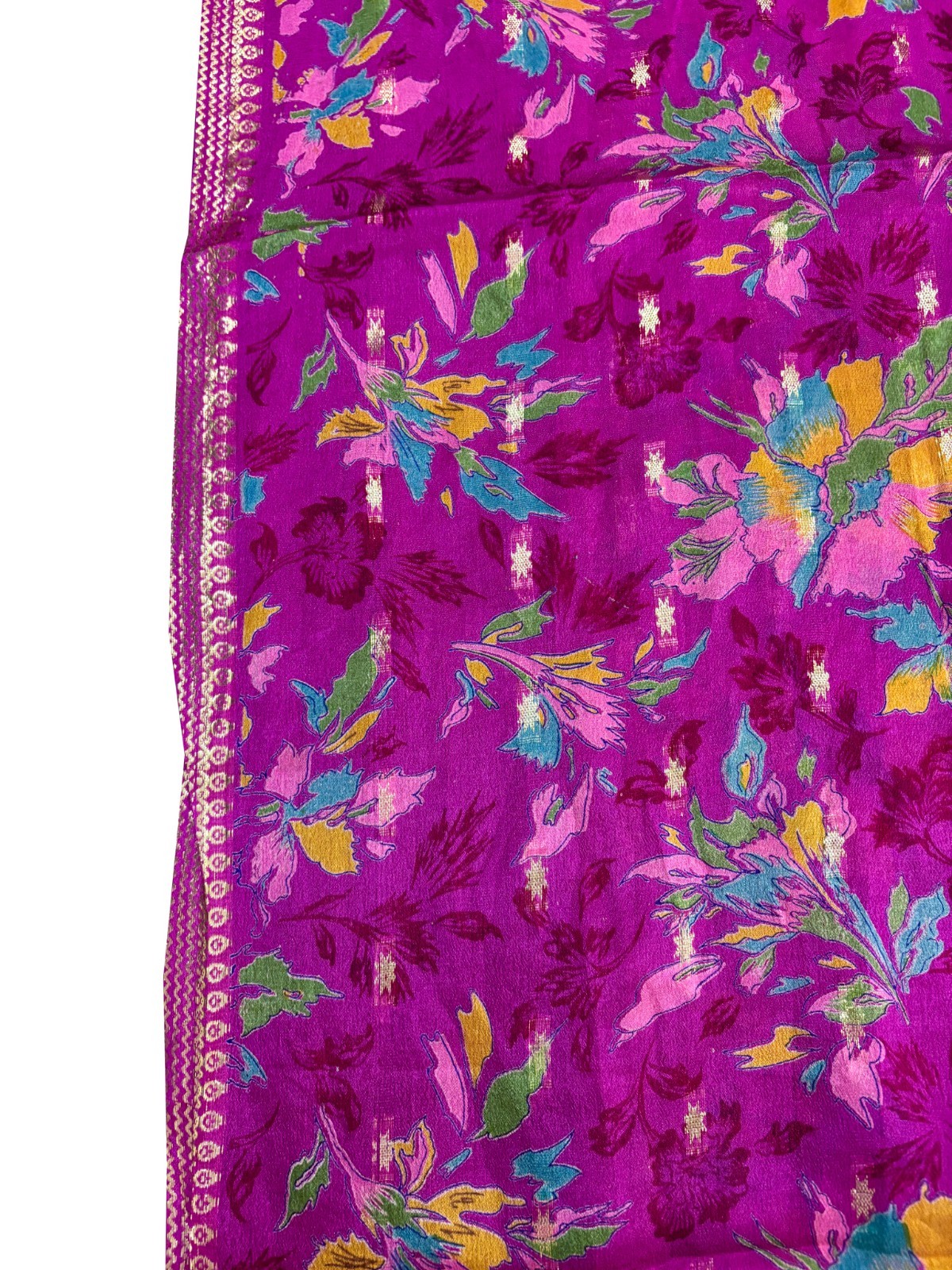 Vintage Chiffon Silk Saree, Lightweight Fabric for DIY & Sewing CS1202