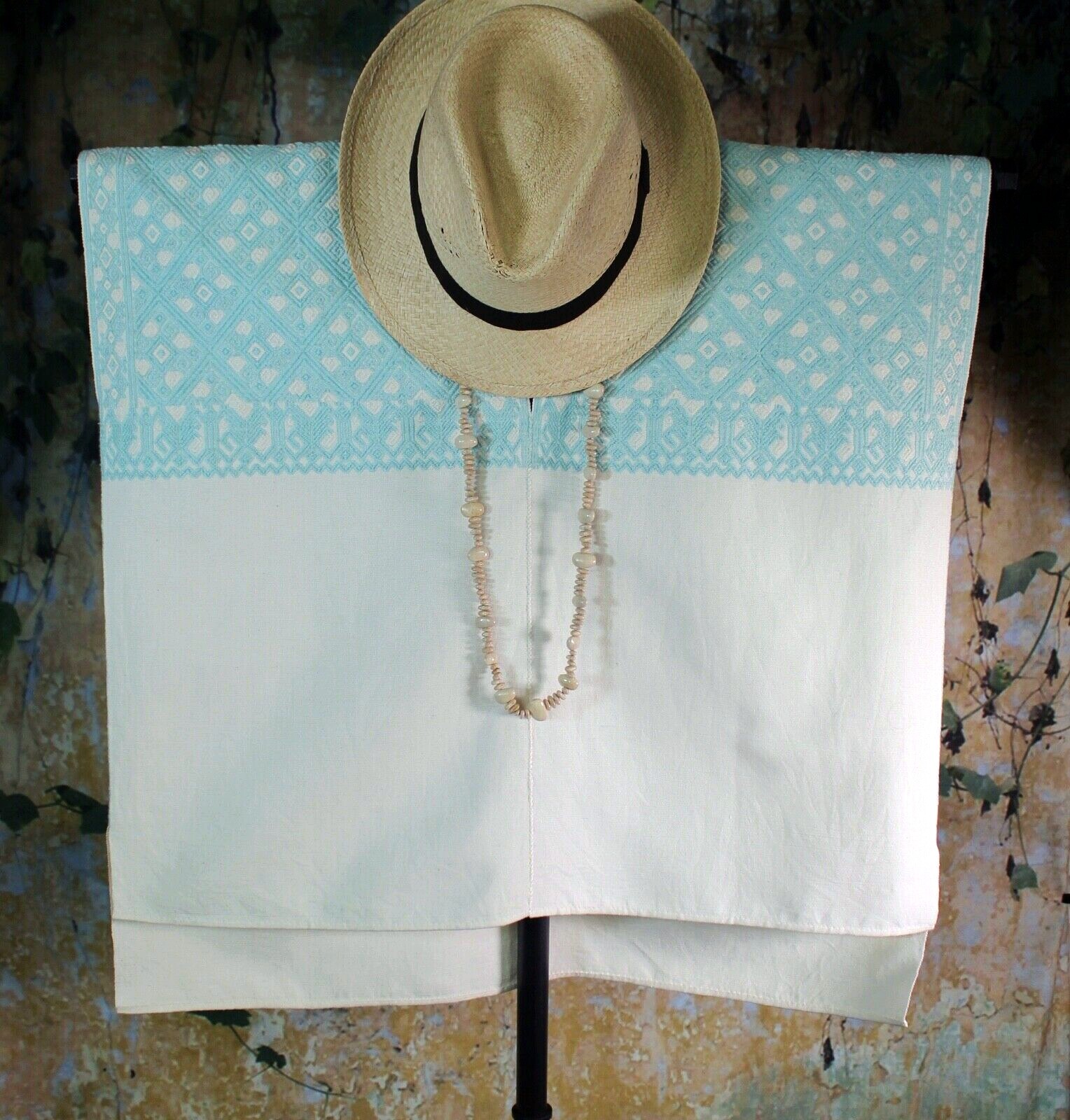 M/L Huipil Aqua & Cream Handwoven Backstrap Loom Mayan Larrainzar Chiapas Mexico
