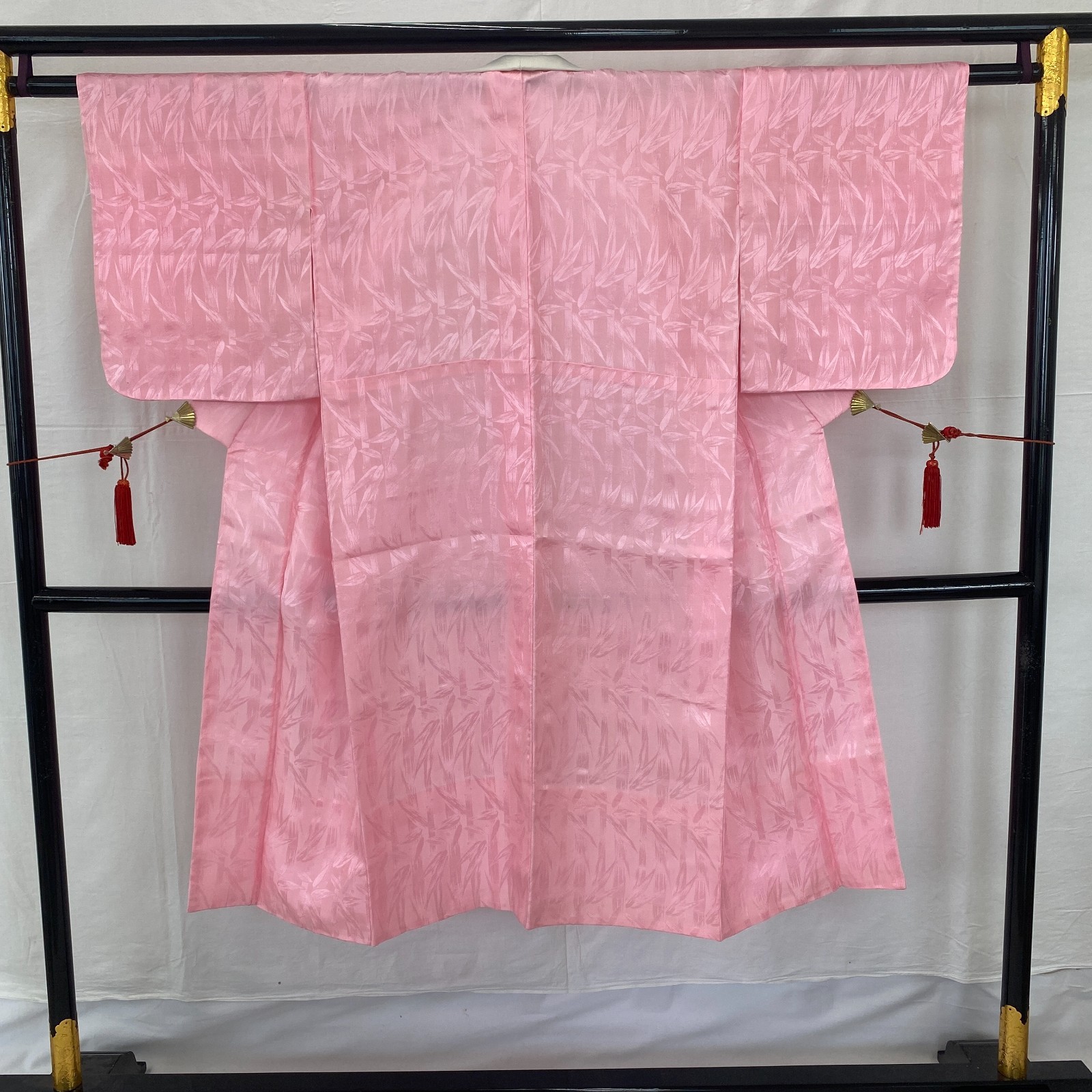 Japanese Vintage Kimono Polyester Pink No Lining Traditional Length 48 in