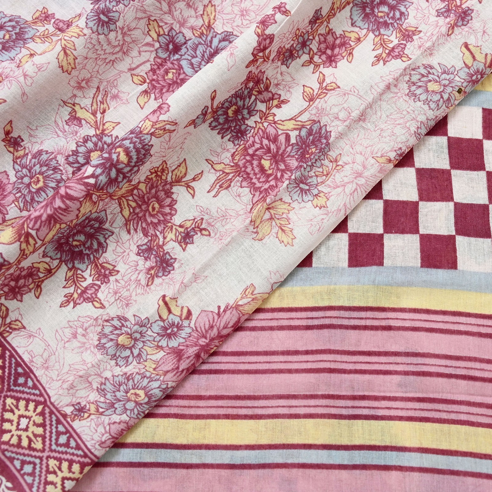 Vintage Sari Ivory & Pink Printed Blend Cotton Saree Craft Fabric 5Yd Soft Sewi