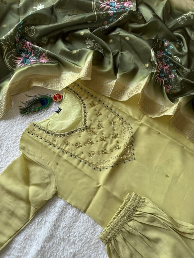 Designer Pakistani Mul Chanderi Kurti Pant Dupatta Set Readymade Suit for Women
