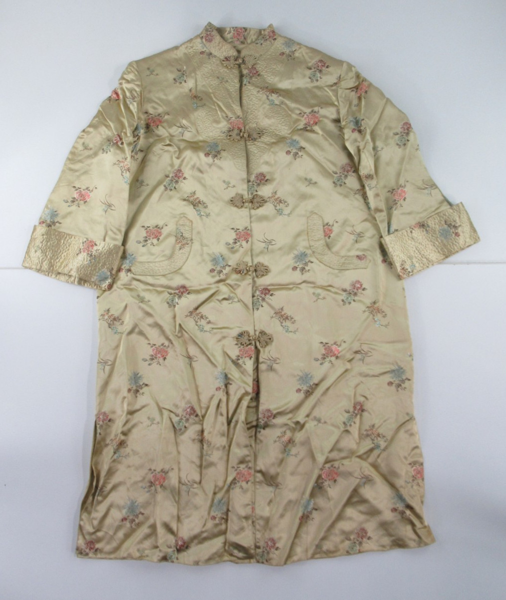 VTG 60s -80s Peony Women’s Chinese Gold Brocade Kimono Robe #VT900