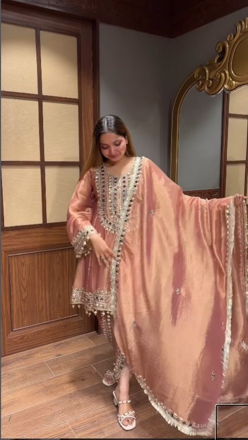 Desigenr Pakisatni Dhoti Pant Top Set Indian Bollywood Party Wedding Wear Suit