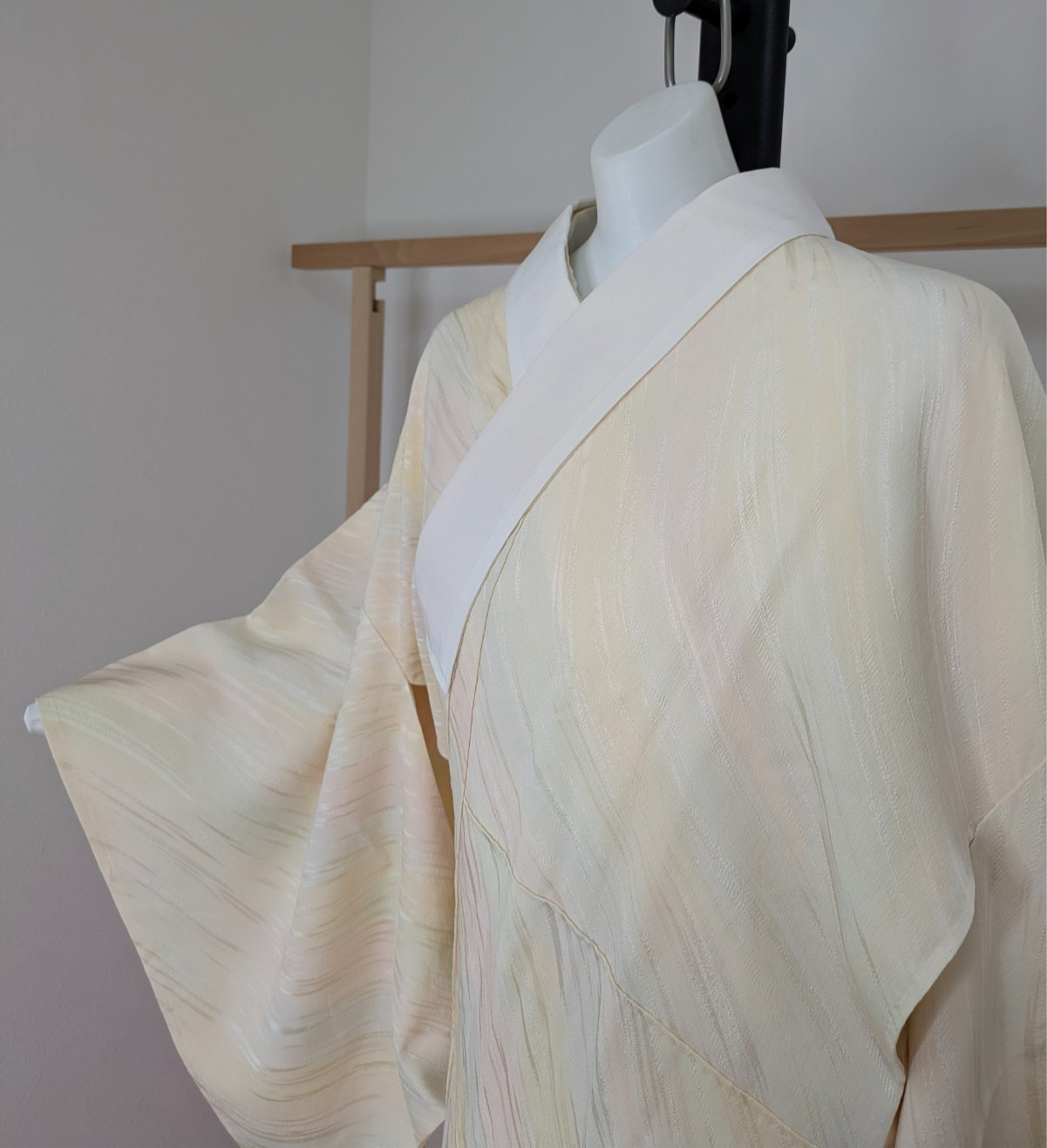 Silk Kimono Lounge Robe Juban Beige Woven-in Japanese Undergarment Nightwear