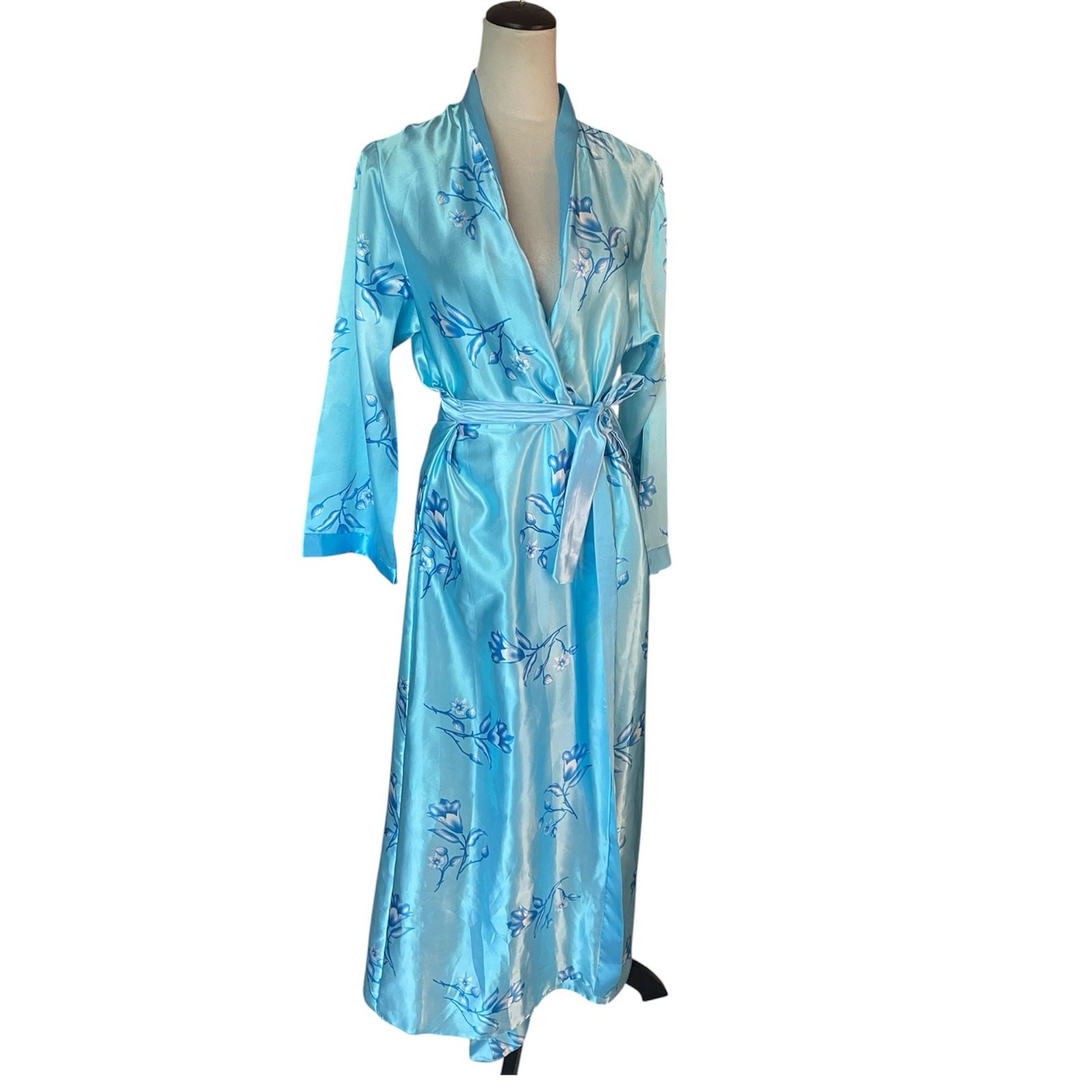 Vintage Y2K Blue Satin Floral Cottagecore Kimono Robe